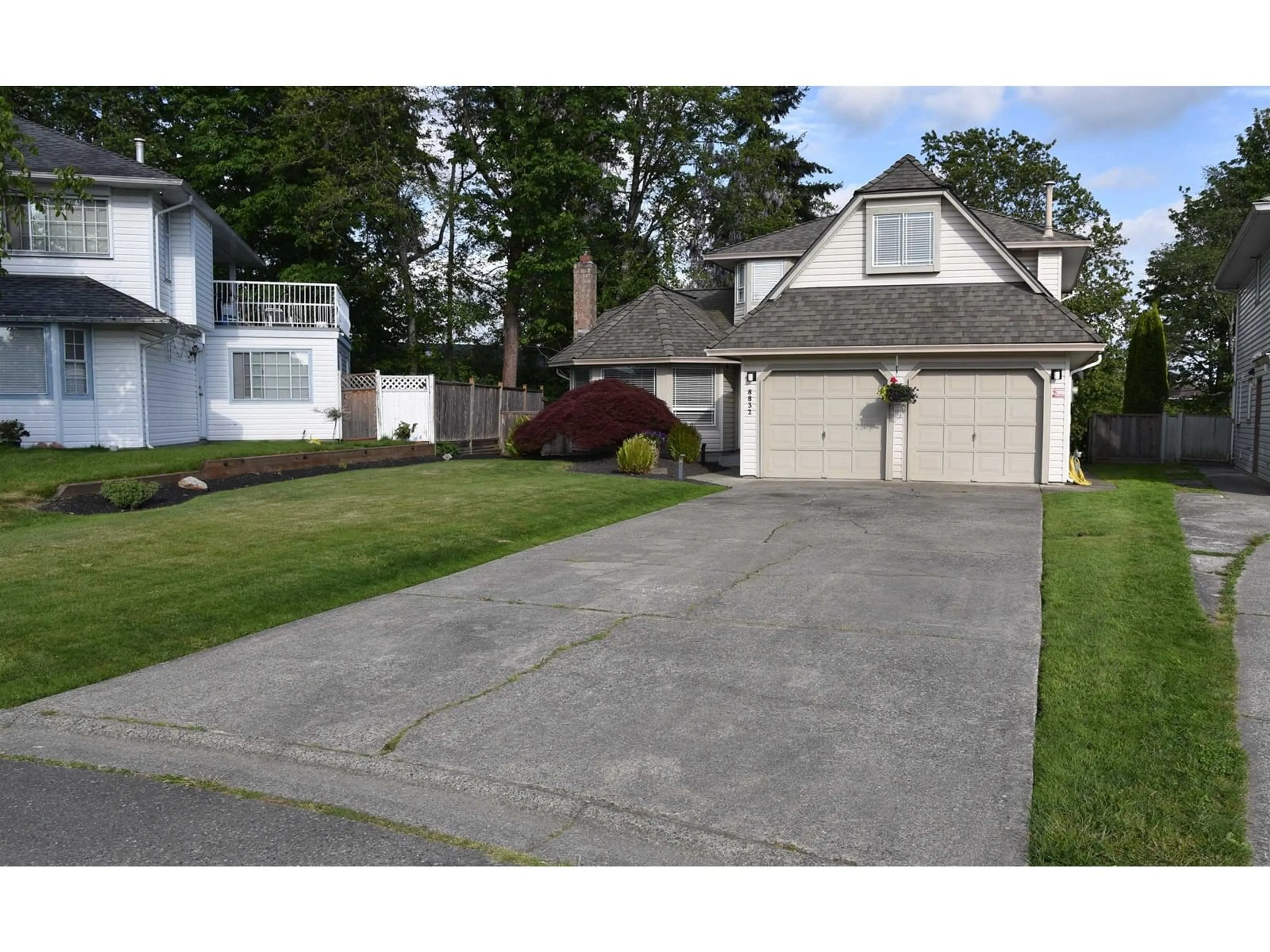 Unknown for 8832 143, Surrey British Columbia V3V7T2