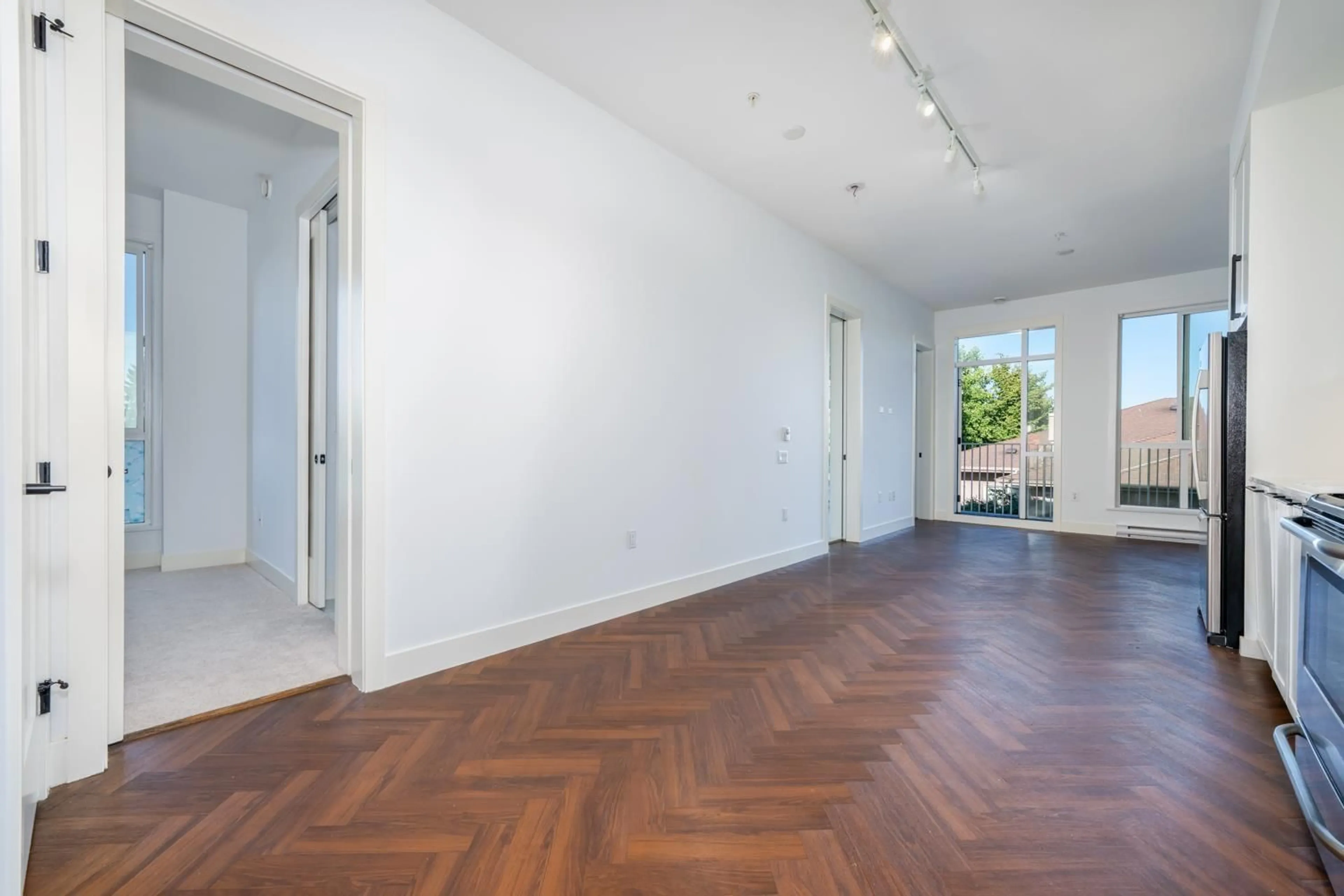 A pic of a room for 316 - 10168 149, Surrey British Columbia V3R0E9