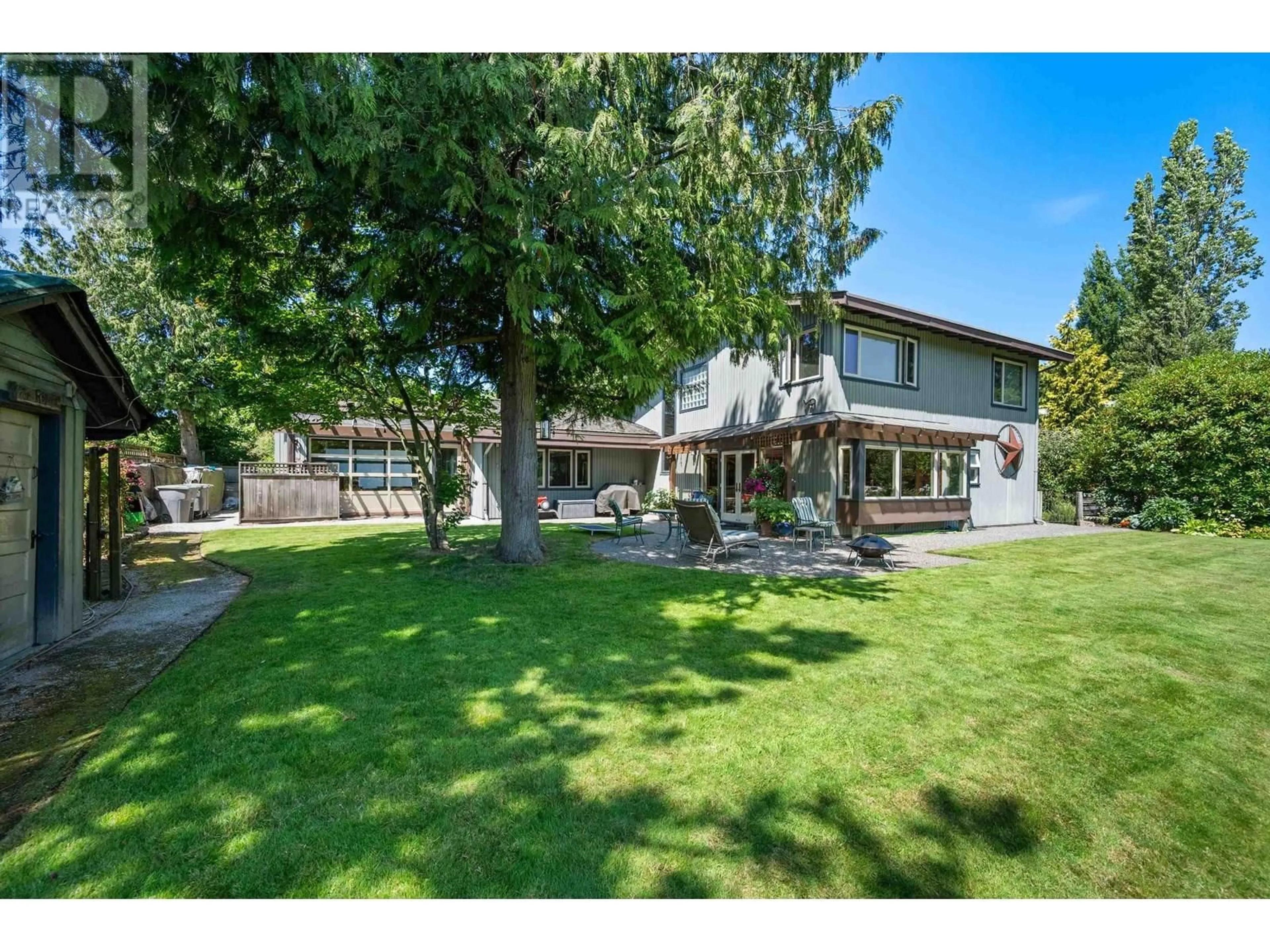 A pic from outside/outdoor area/front of a property/back of a property/a pic from drone, unknown for 7026 BALACLAVA STREET, Vancouver British Columbia V6N1M5