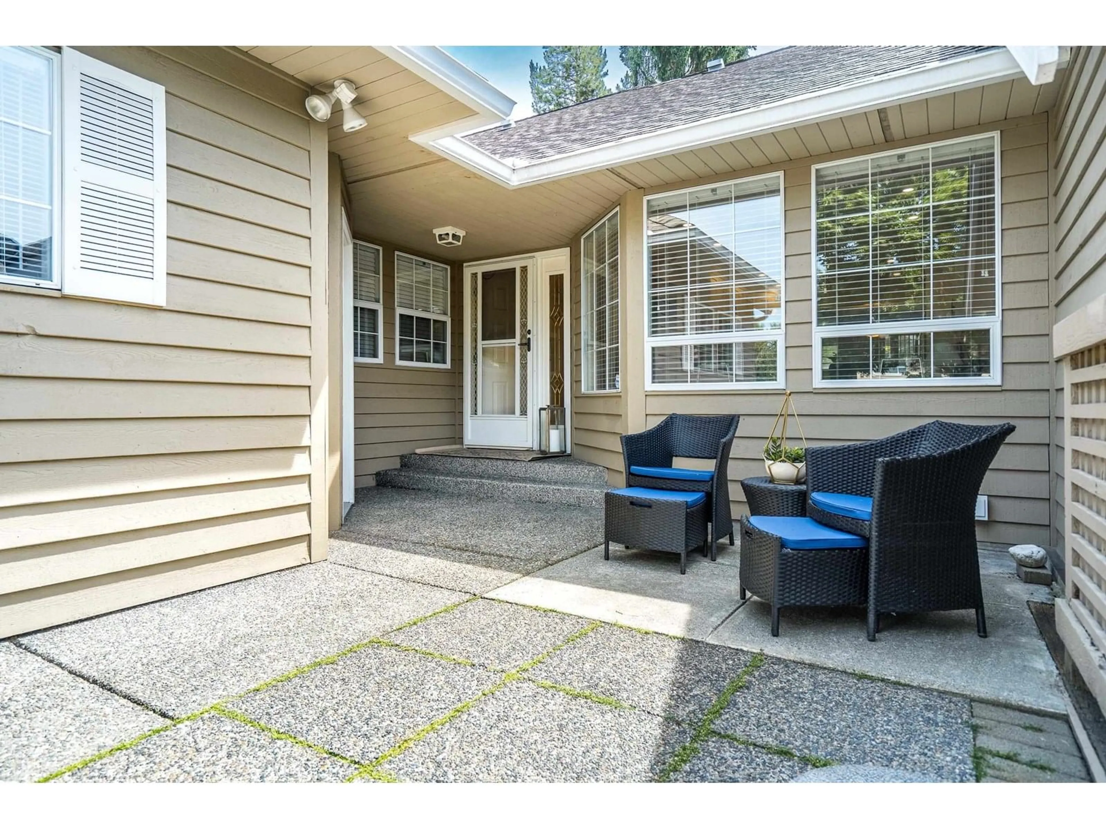 Unknown for 60 - 21848 50, Langley British Columbia V3A8A9