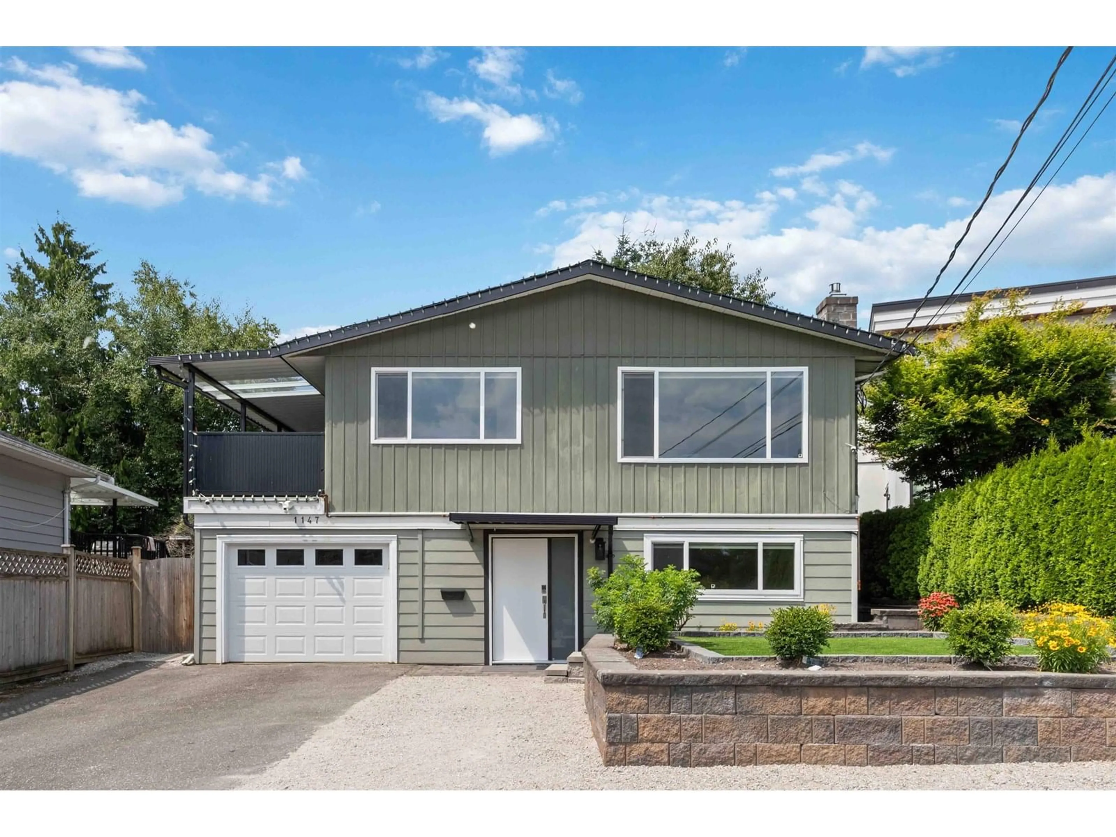 Home with vinyl exterior material, street for 1147 KEIL, White Rock British Columbia V4B4V9