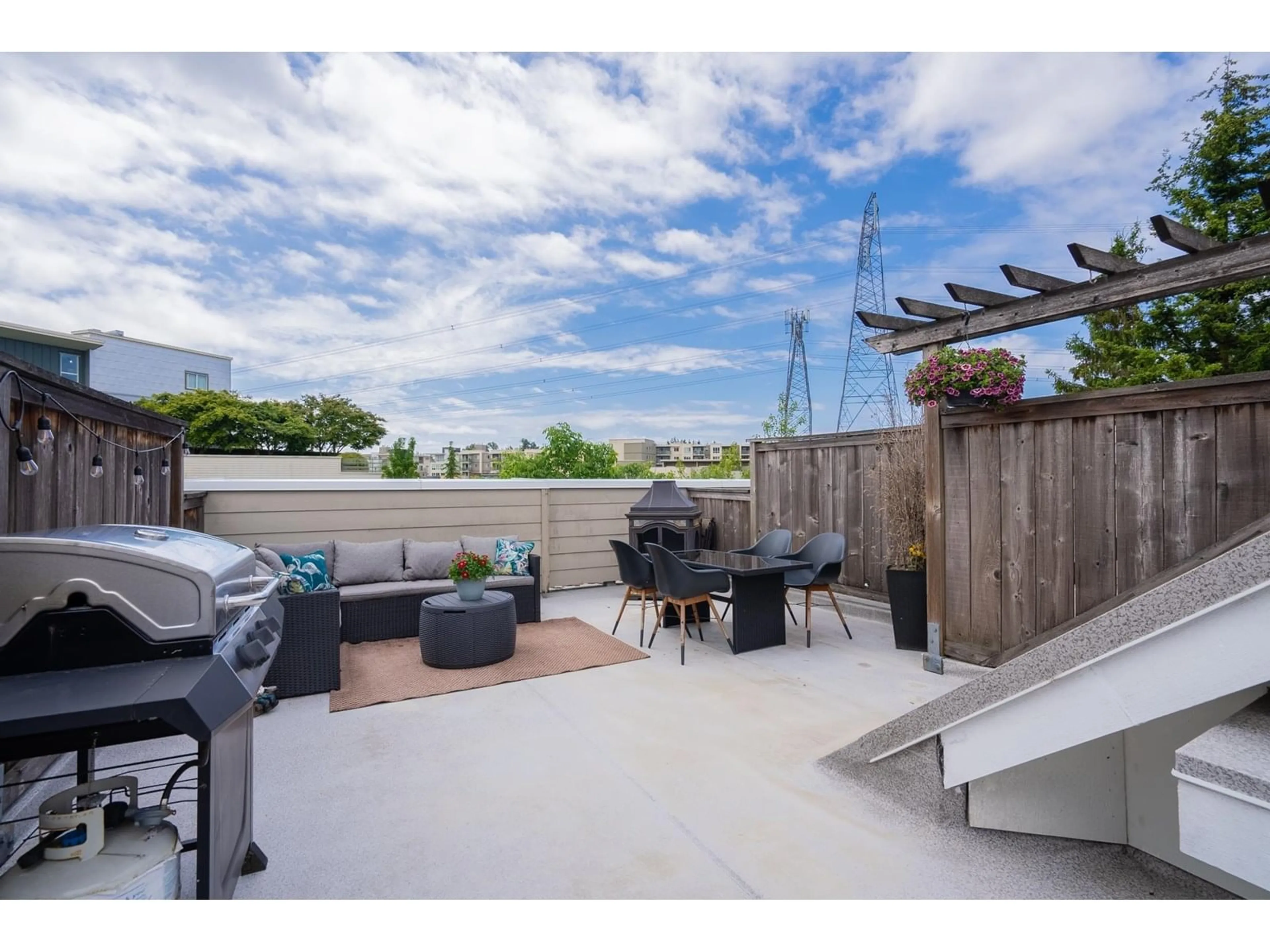 Patio, unknown for 15 - 15833 26, Surrey British Columbia V3Z2X5