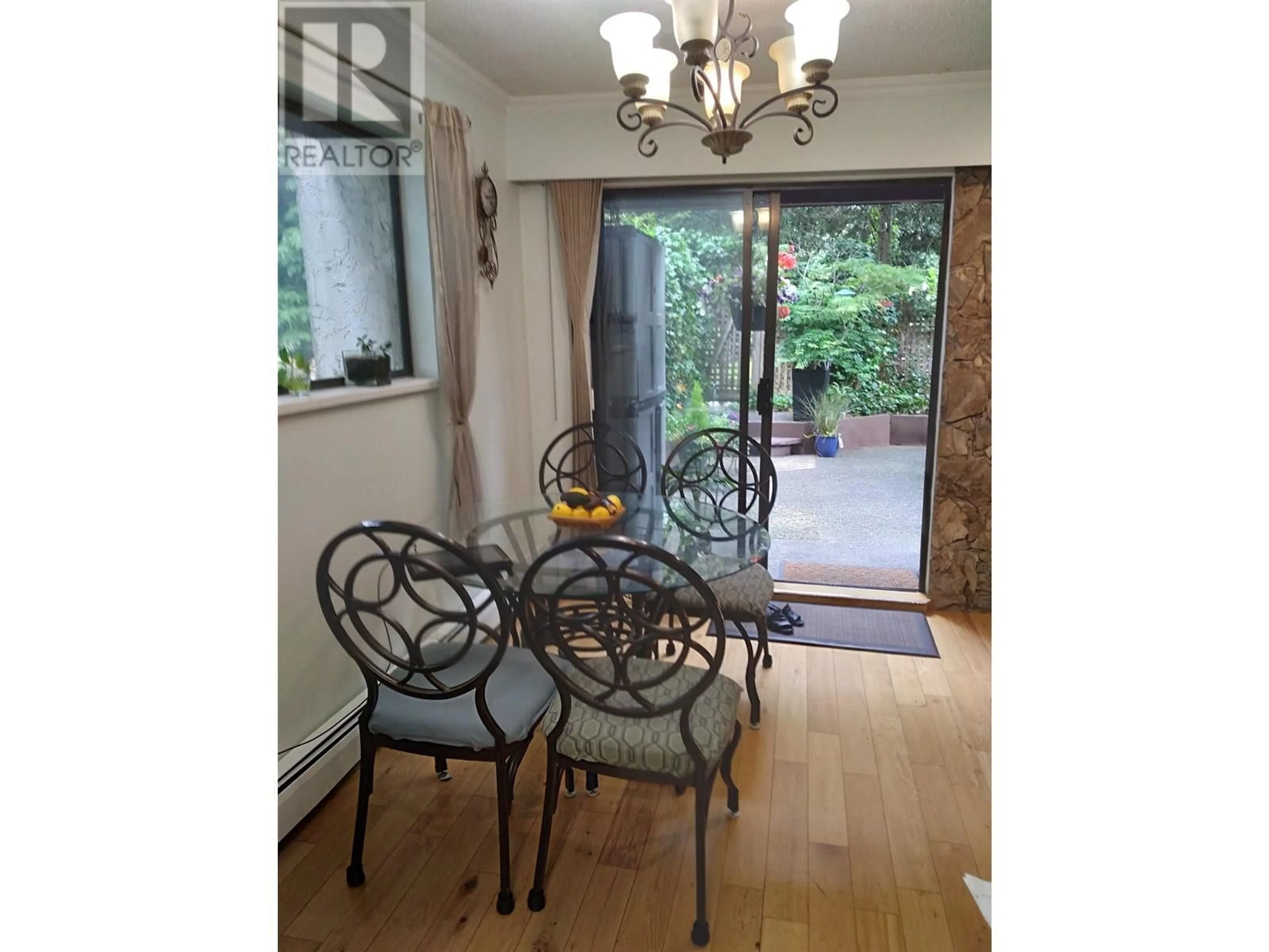 Dining room, wood/laminate floor for 119 - 1040 KING ALBERT AVENUE, Coquitlam British Columbia V3J1X5