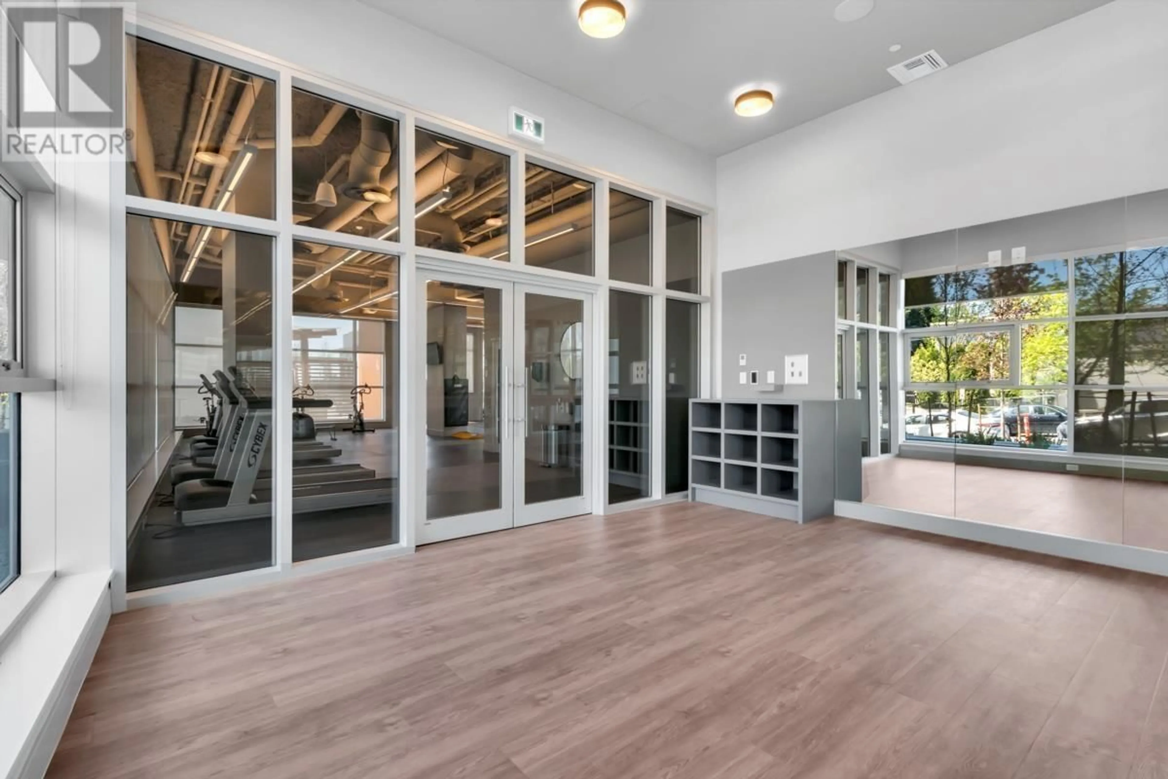 Indoor foyer for 304 - 530 WHITING WAY, Coquitlam British Columbia V3J0J4