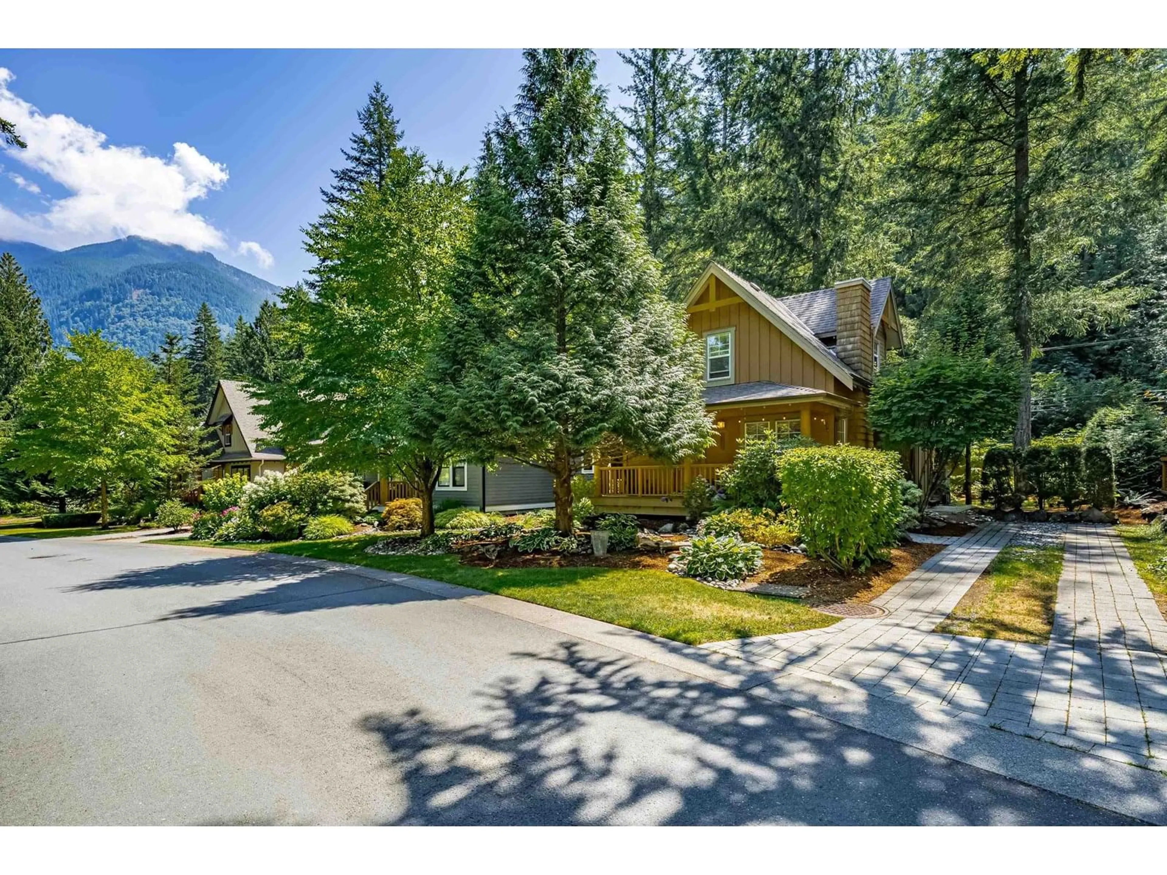 A pic from outside/outdoor area/front of a property/back of a property/a pic from drone, mountain view for 43532 RED HAWK PASS, Lindell Beach British Columbia V2R0E1