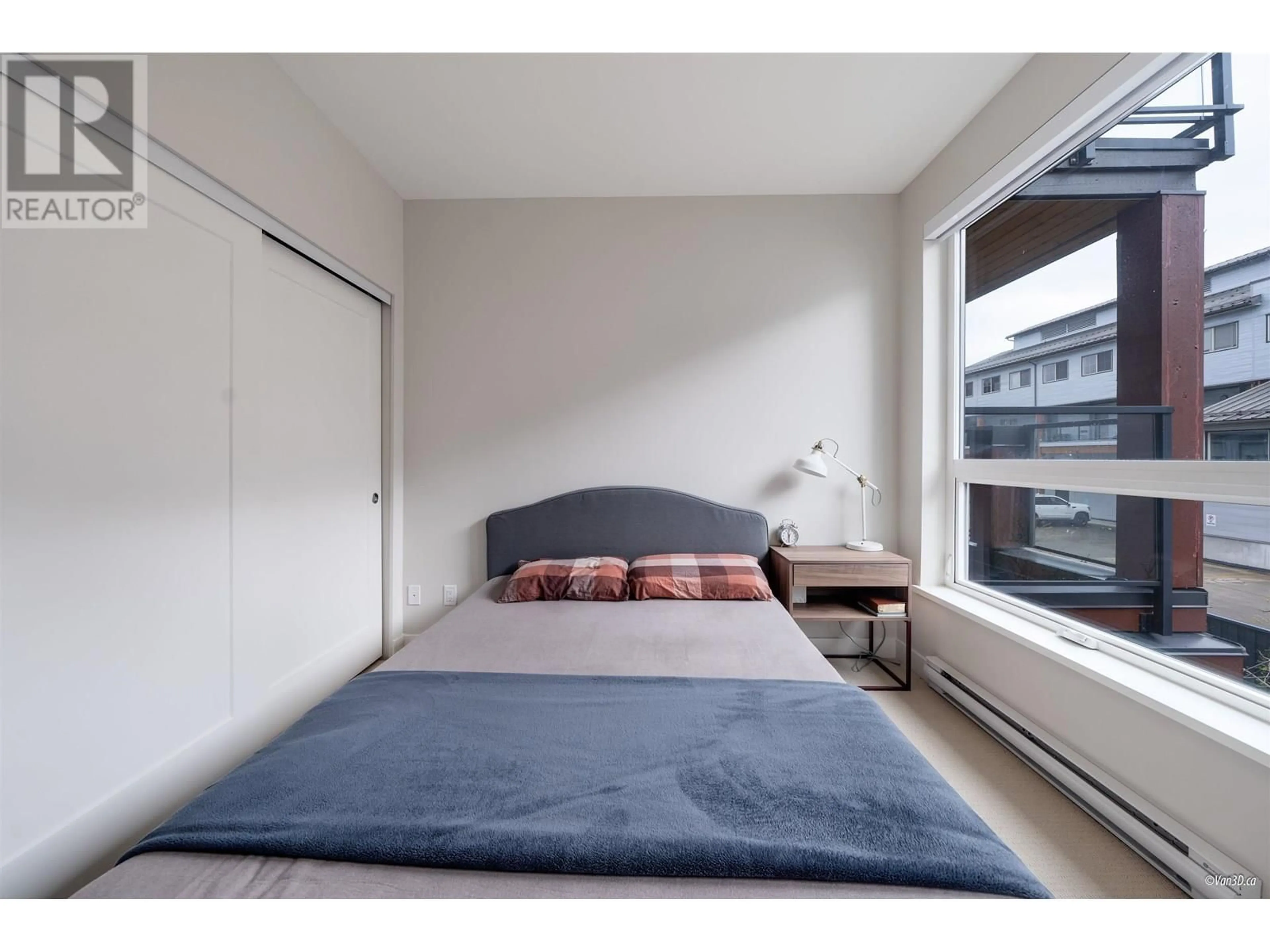 Bedroom with bed, unknown for 18 - 13040 NO. 2 ROAD, Richmond British Columbia V7E0C4