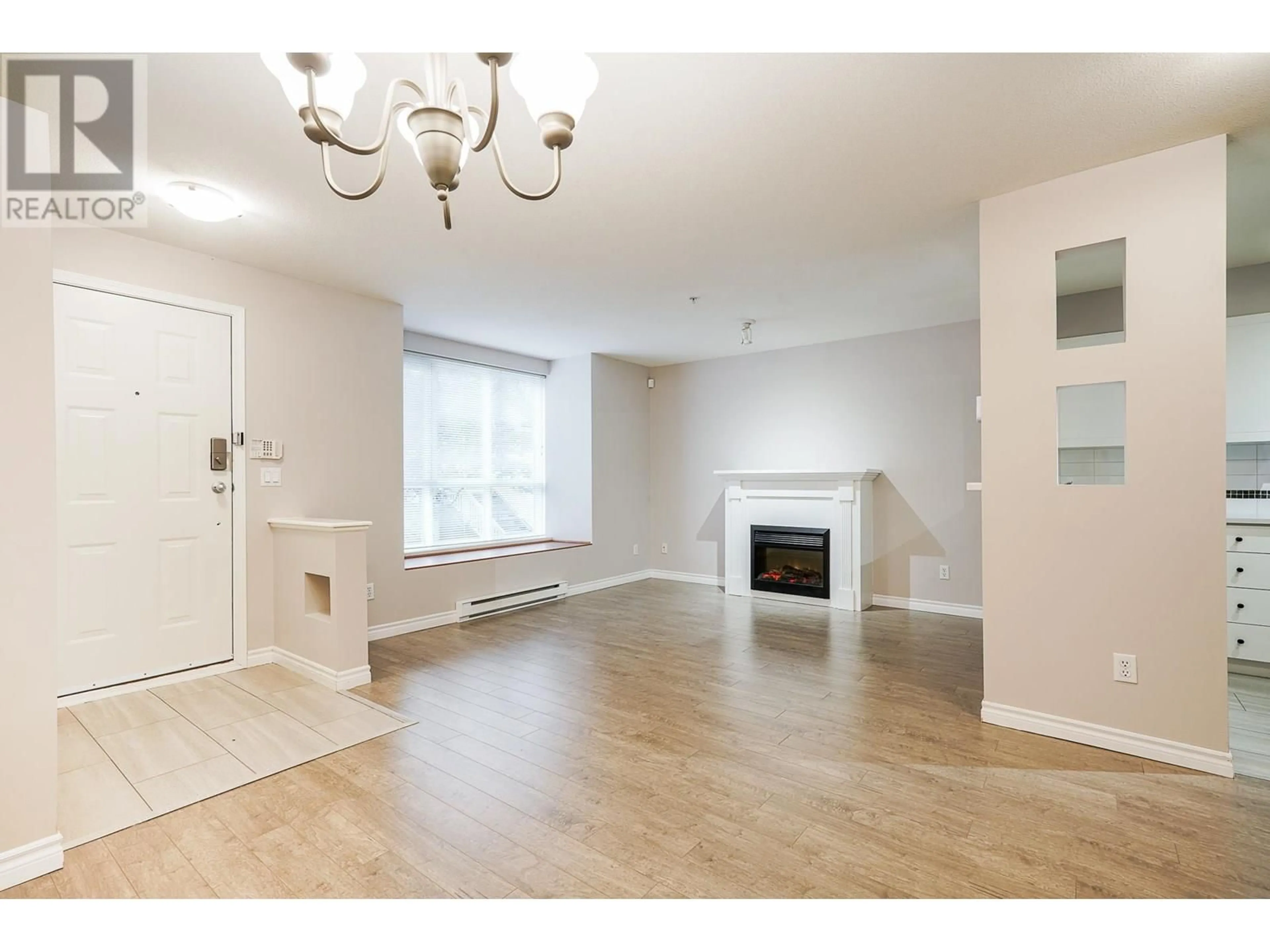 Unknown for 24 - 7128 STRIDE AVENUE, Burnaby British Columbia V3N1T5