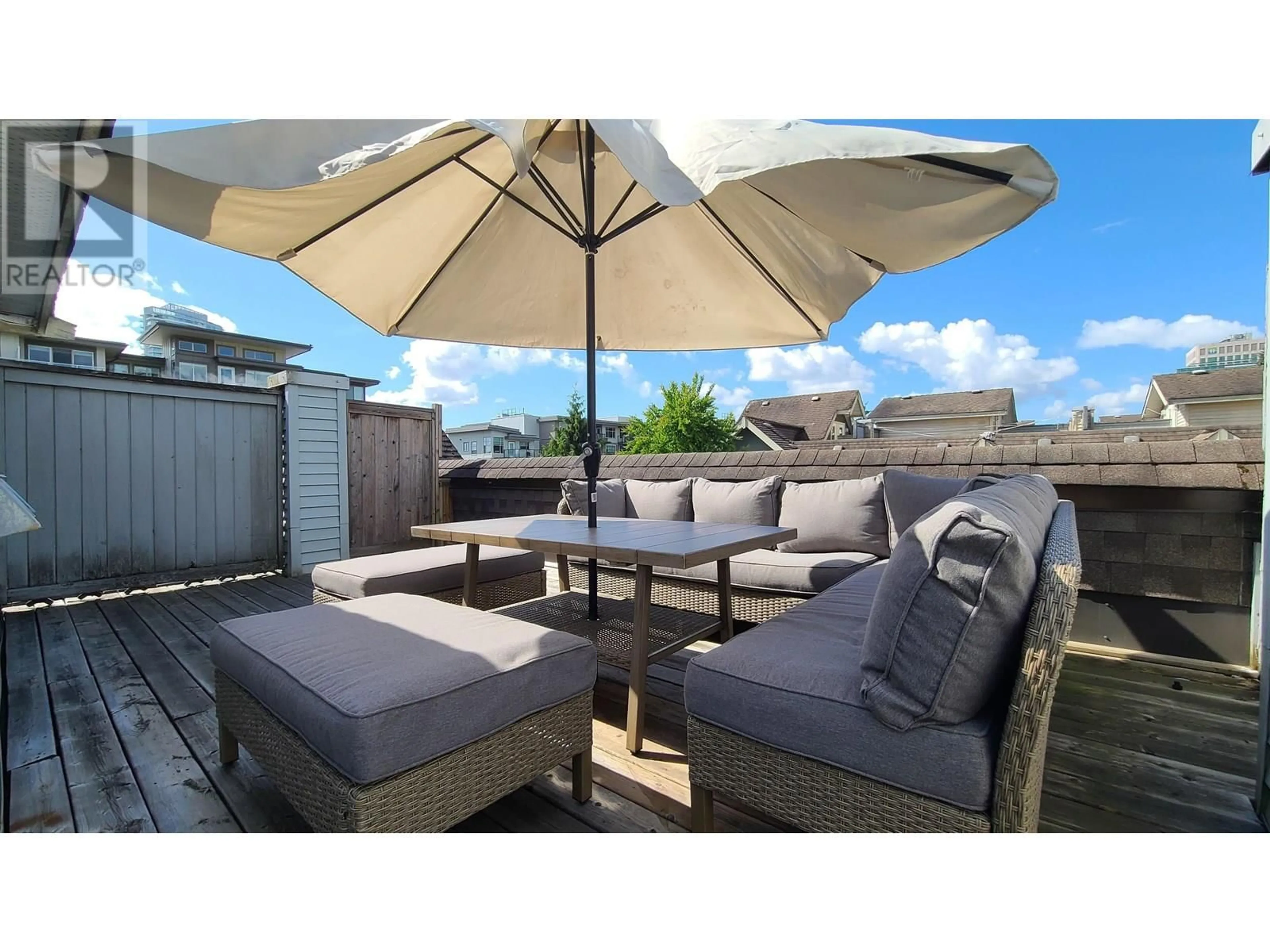 Patio, street for 24 - 7128 STRIDE AVENUE, Burnaby British Columbia V3N1T5