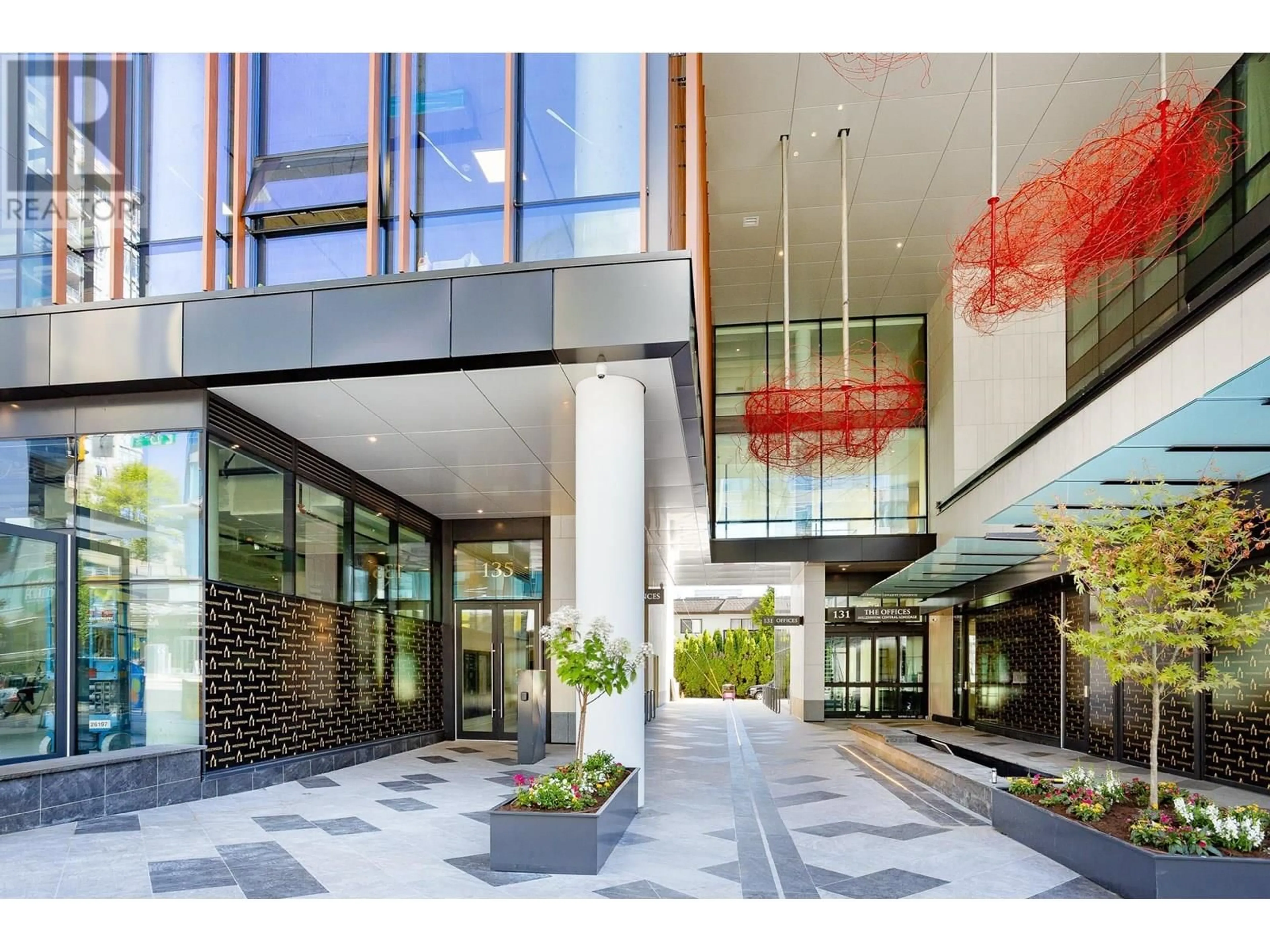 Indoor foyer for 1406 - 135 13TH STREET, North Vancouver British Columbia V7L0J8