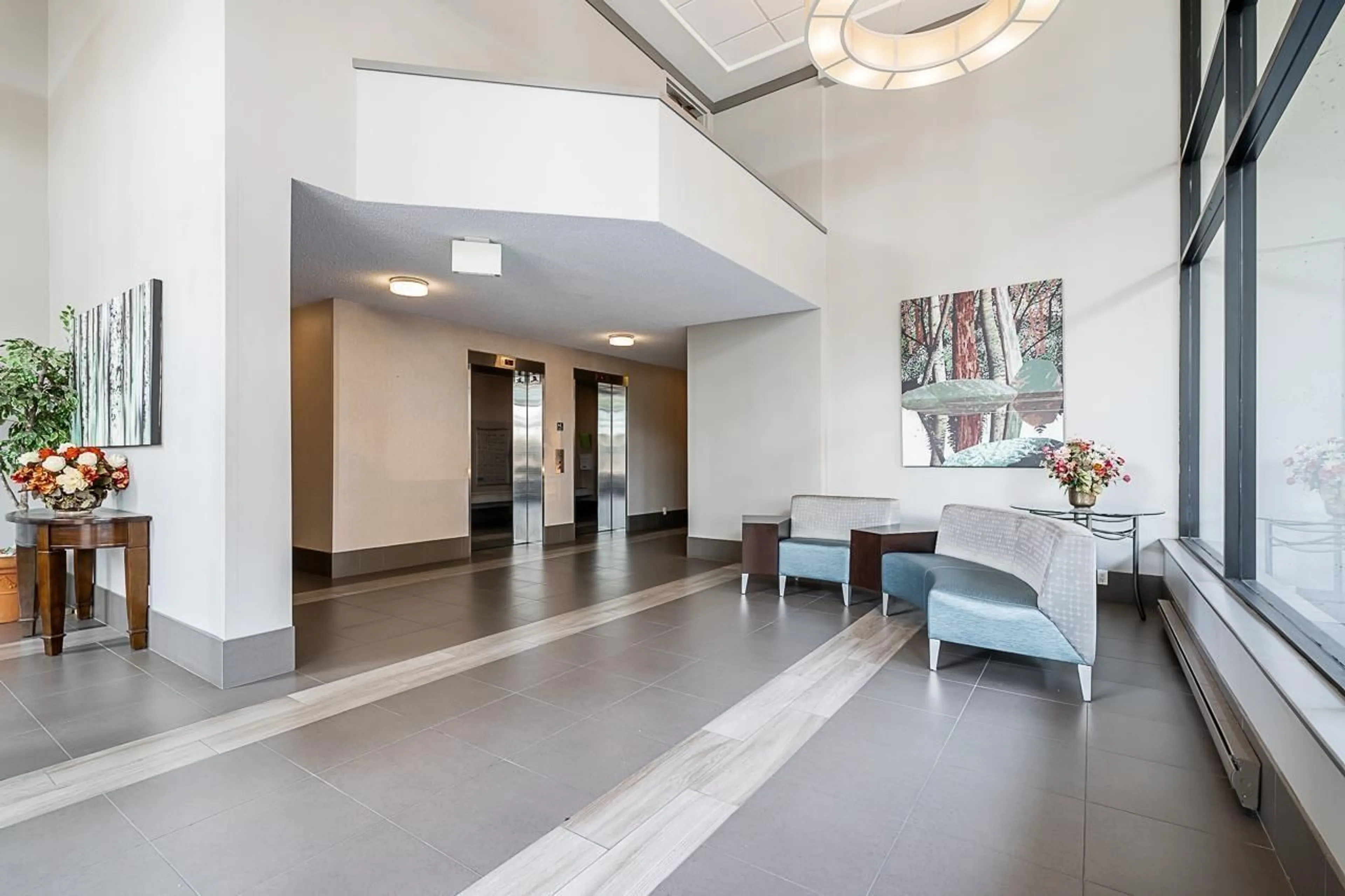 Lobby for 1402 - 11910 80, Delta British Columbia V4C8E3