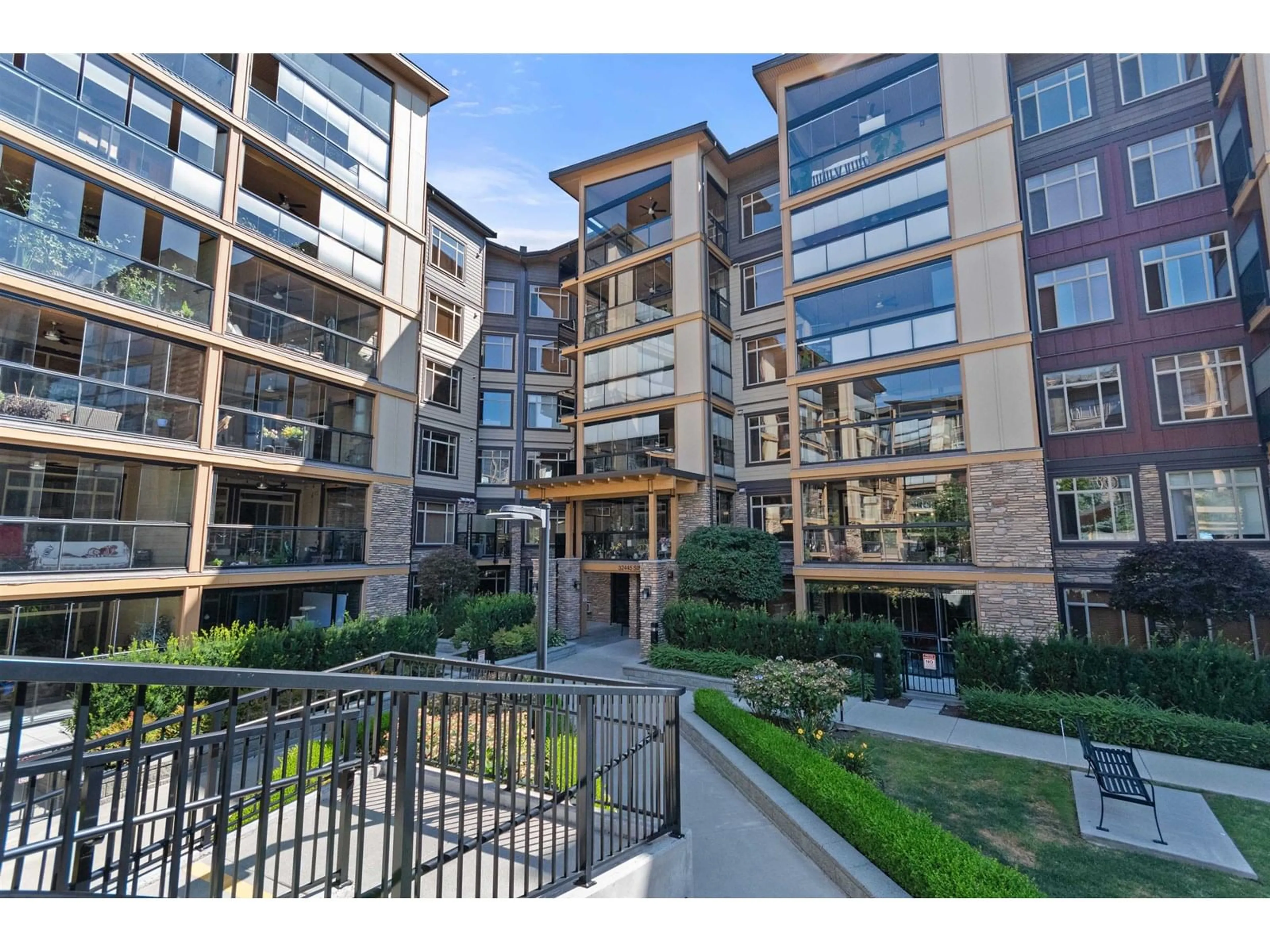 Unknown for 205 - 32445 SIMON, Abbotsford British Columbia V2T0G7