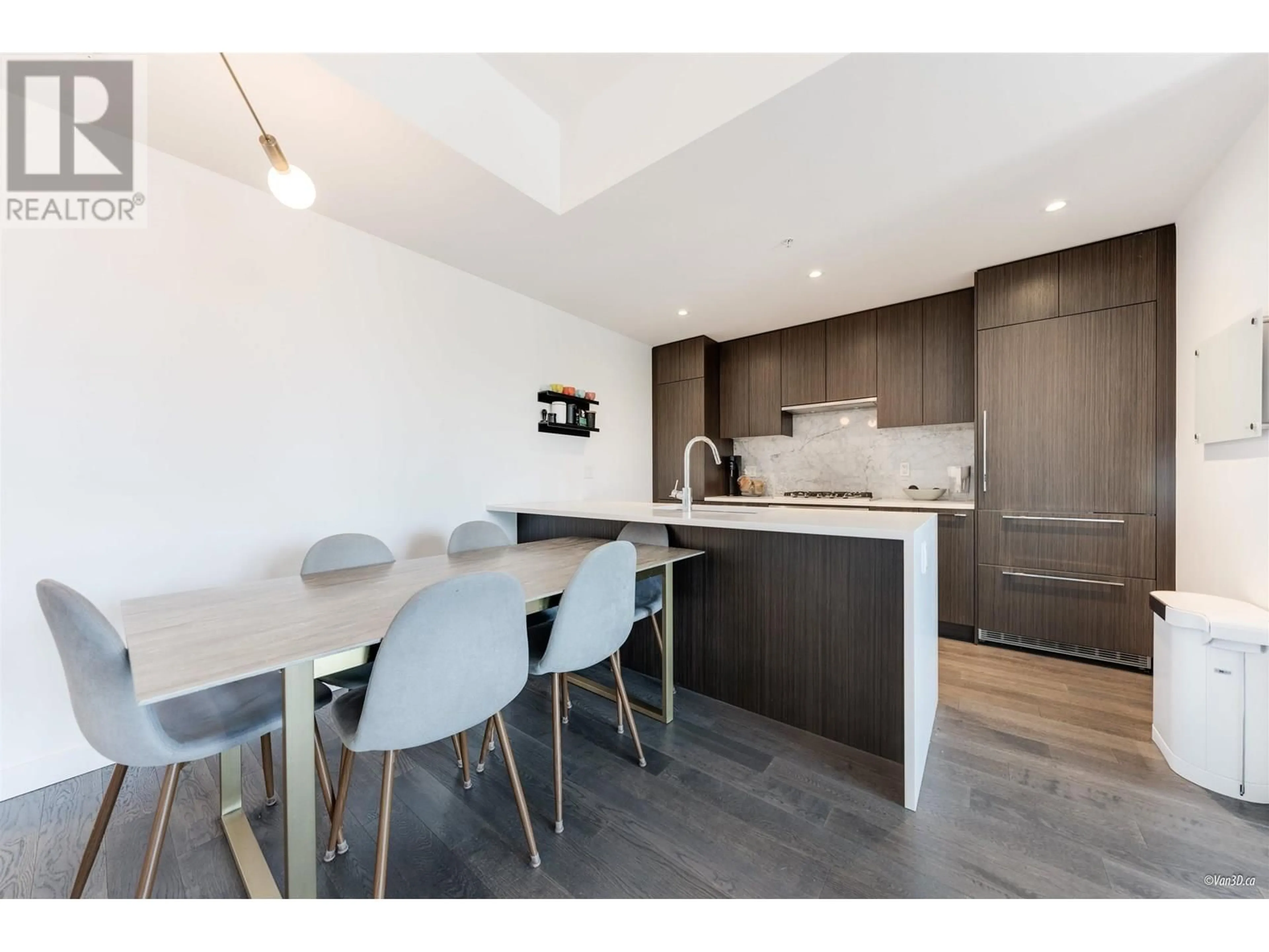 Open concept kitchen, wood/laminate floor for 407 - 5383 CAMBIE STREET, Vancouver British Columbia V5Z2Z9