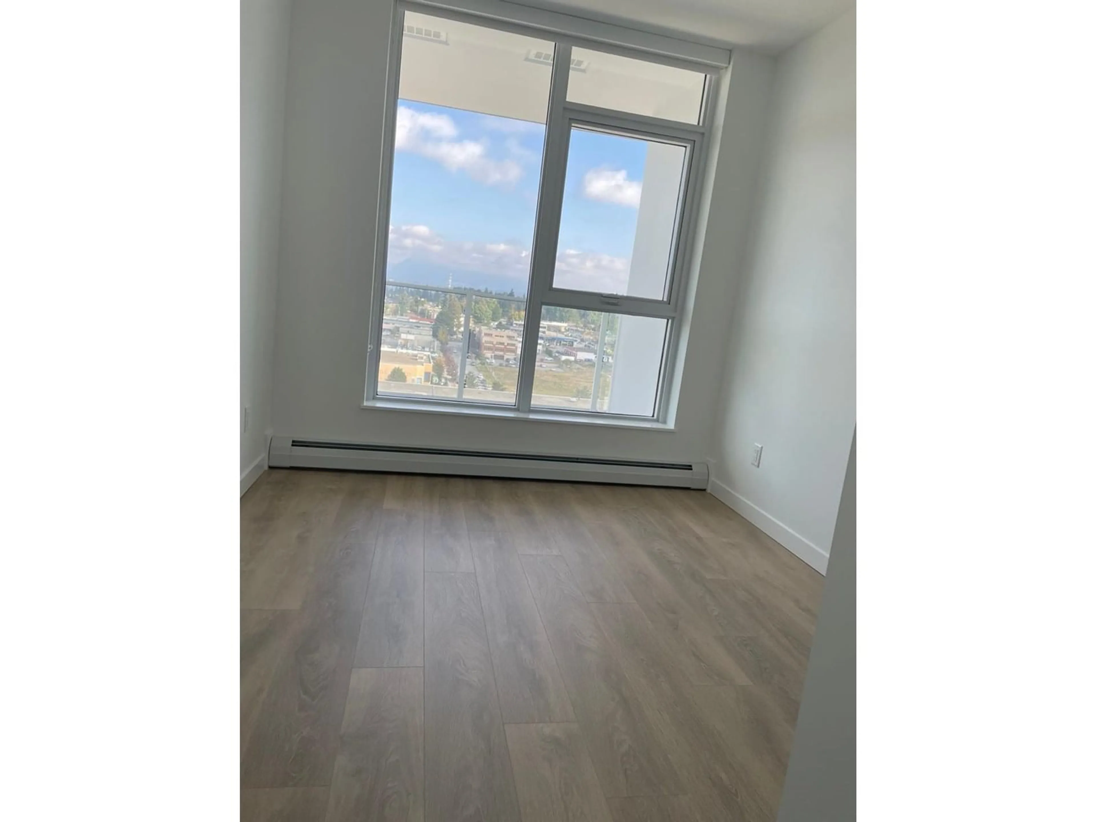 A pic of a room for 1411 - 13685 102, Surrey British Columbia V2Y0S2