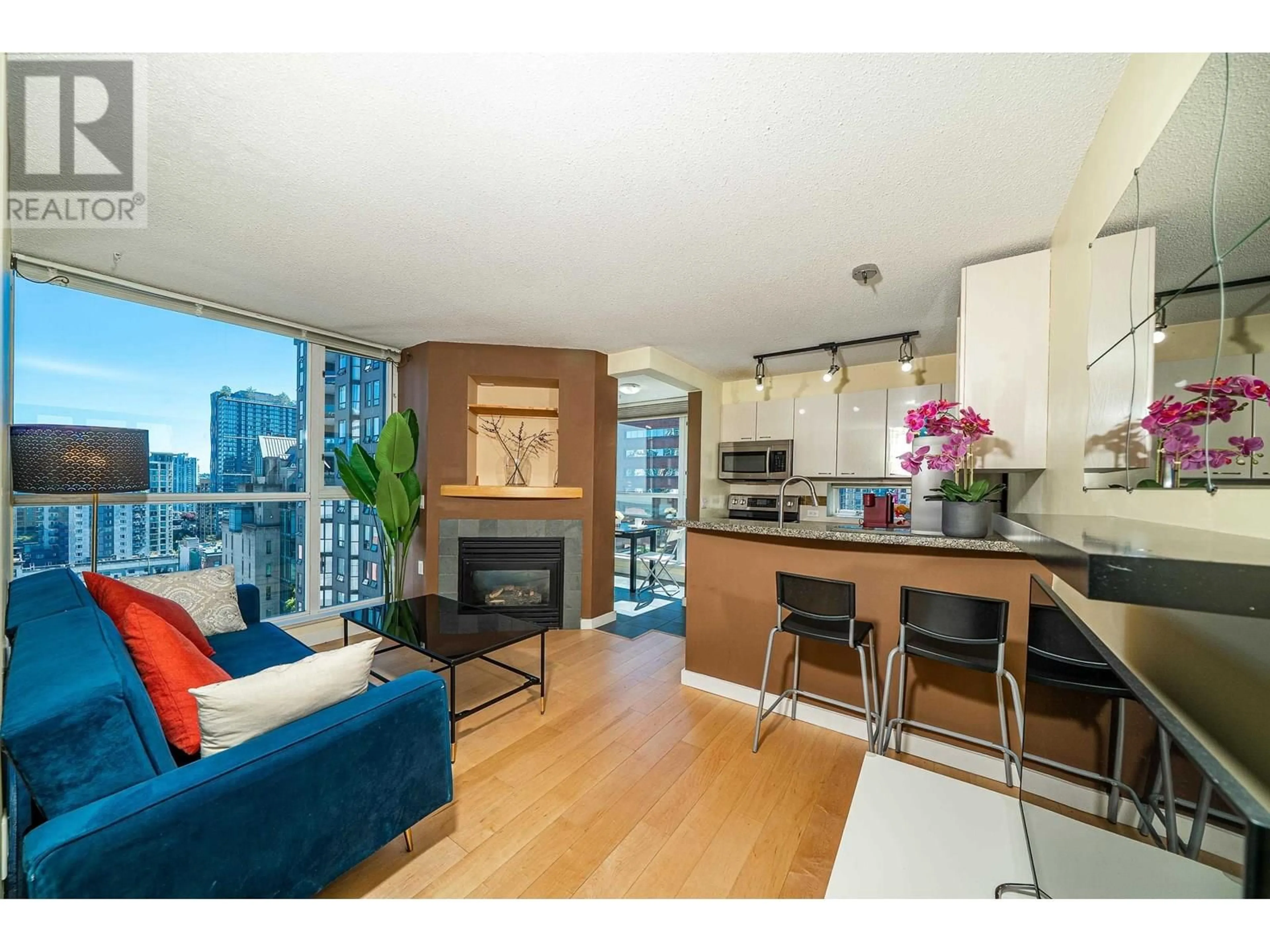 Open concept kitchen, wood/laminate floor for 1509 - 1068 HORNBY STREET, Vancouver British Columbia V6Z2Y7