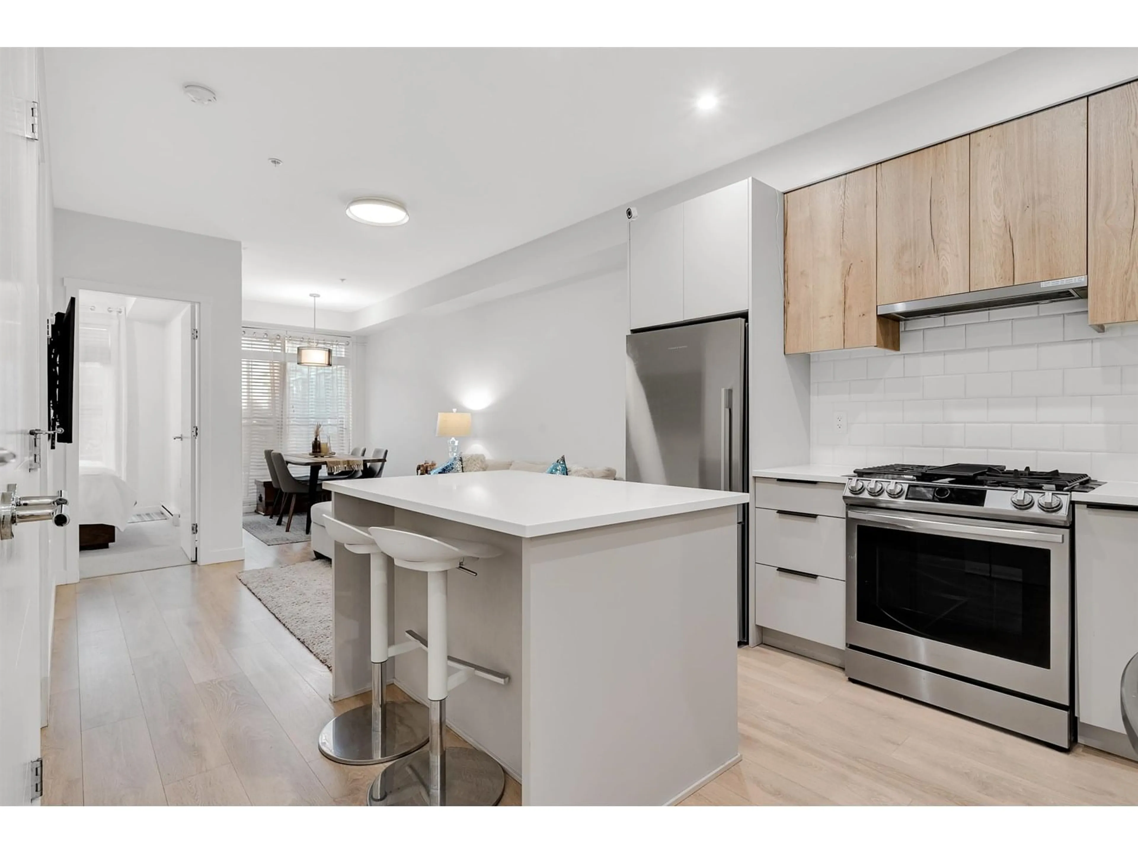 Open concept kitchen, unknown for 126 - 5415 BRYDON, Langley British Columbia V3A0N4