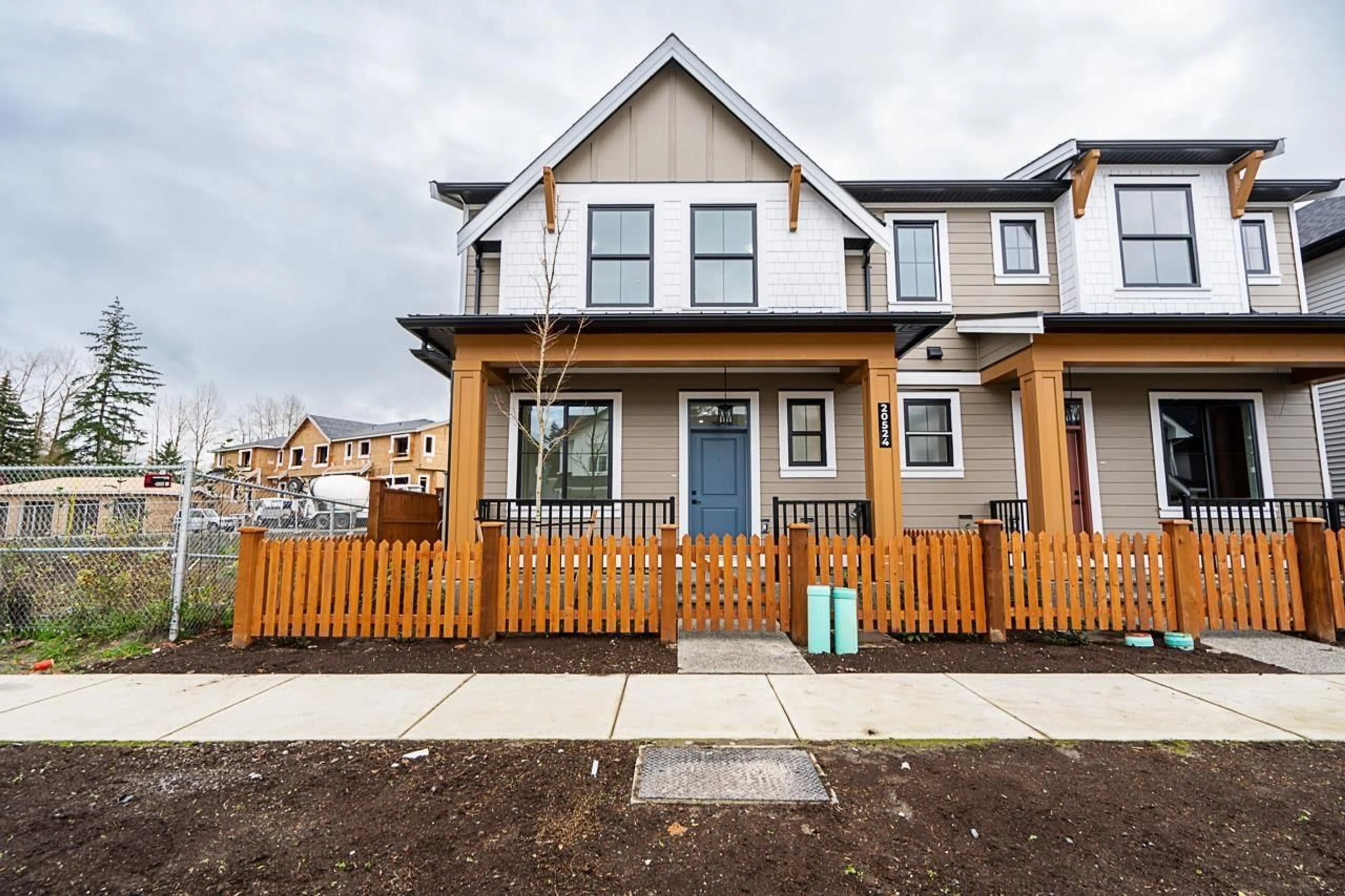 Home with vinyl exterior material, street for 20524 76, Langley British Columbia V2Y1V5