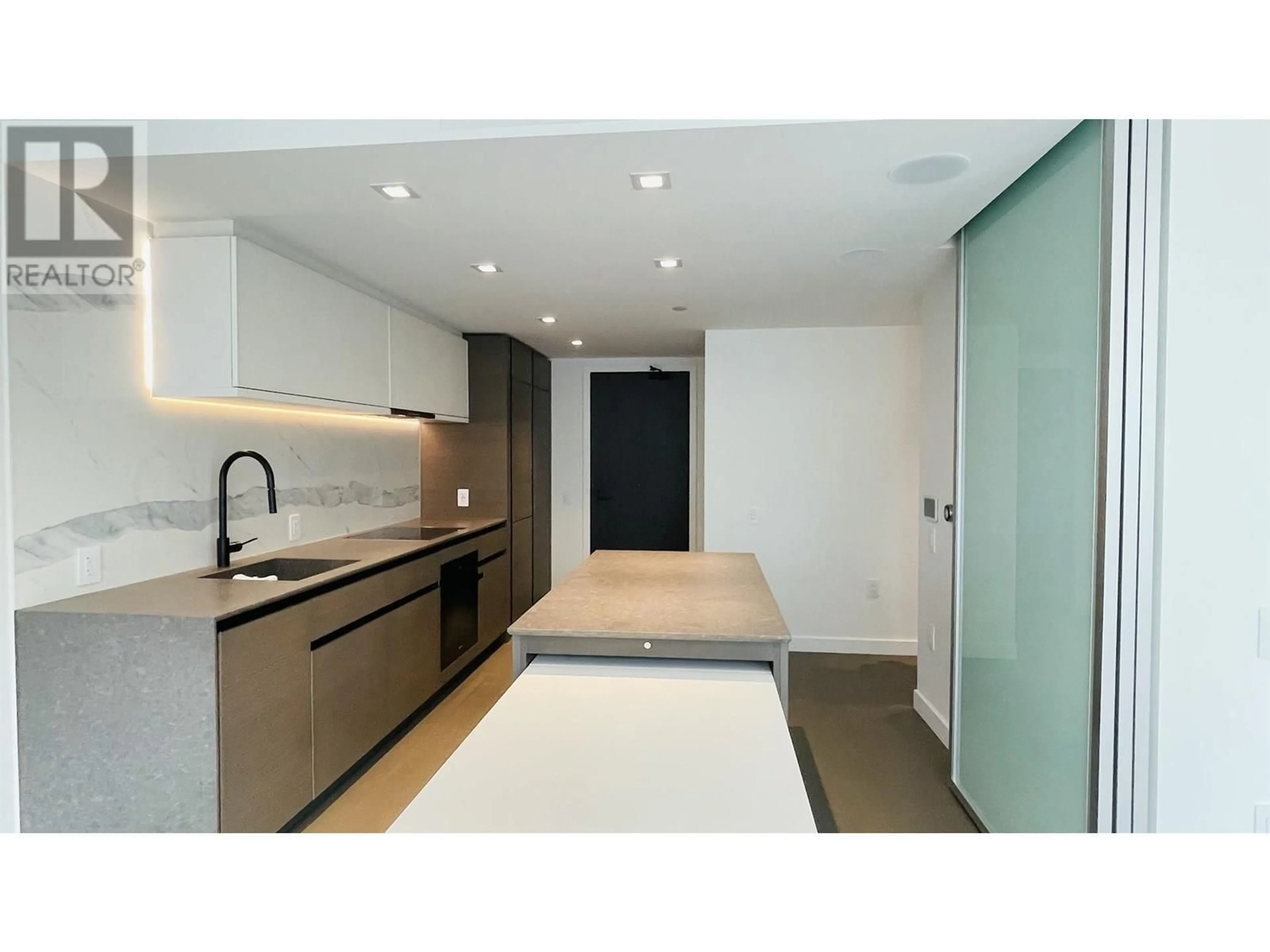 Standard kitchen, unknown for 1604 - 620 CARDERO STREET, Vancouver British Columbia V6G0C7