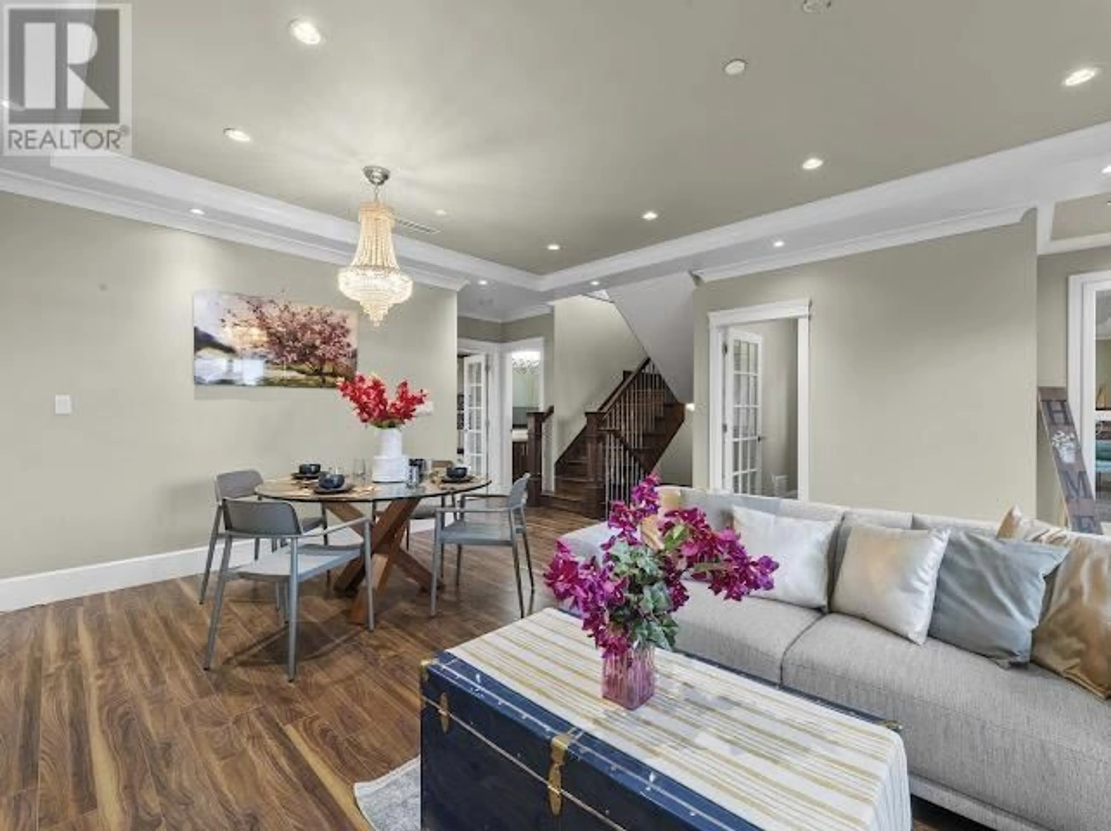 Living room with furniture, wood/laminate floor for 455 60TH AVENUE, Vancouver British Columbia V5X2A1