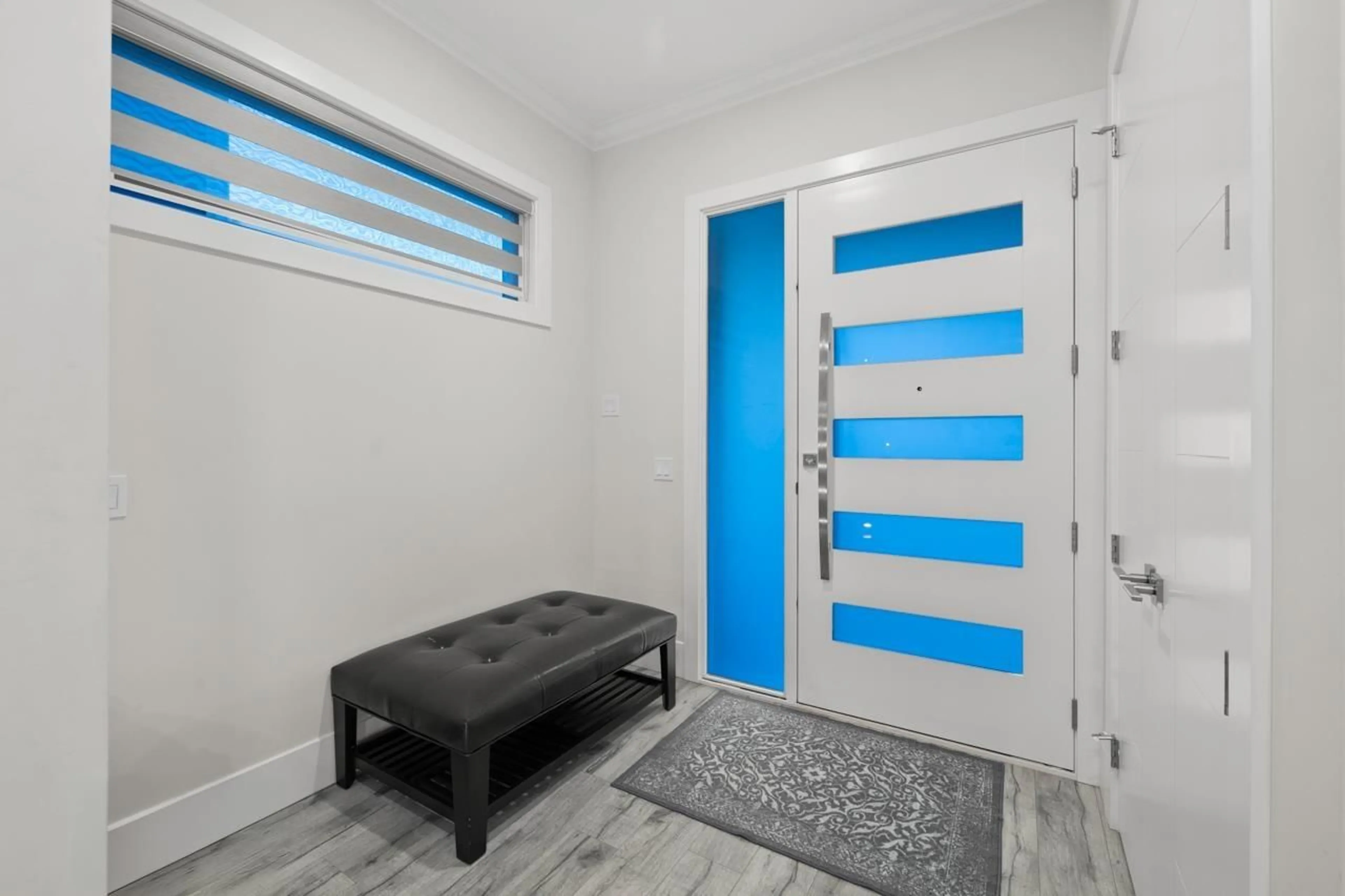 Indoor entryway for 6 - 4581 SUMAS MOUNTAIN, Abbotsford British Columbia V3G0H3