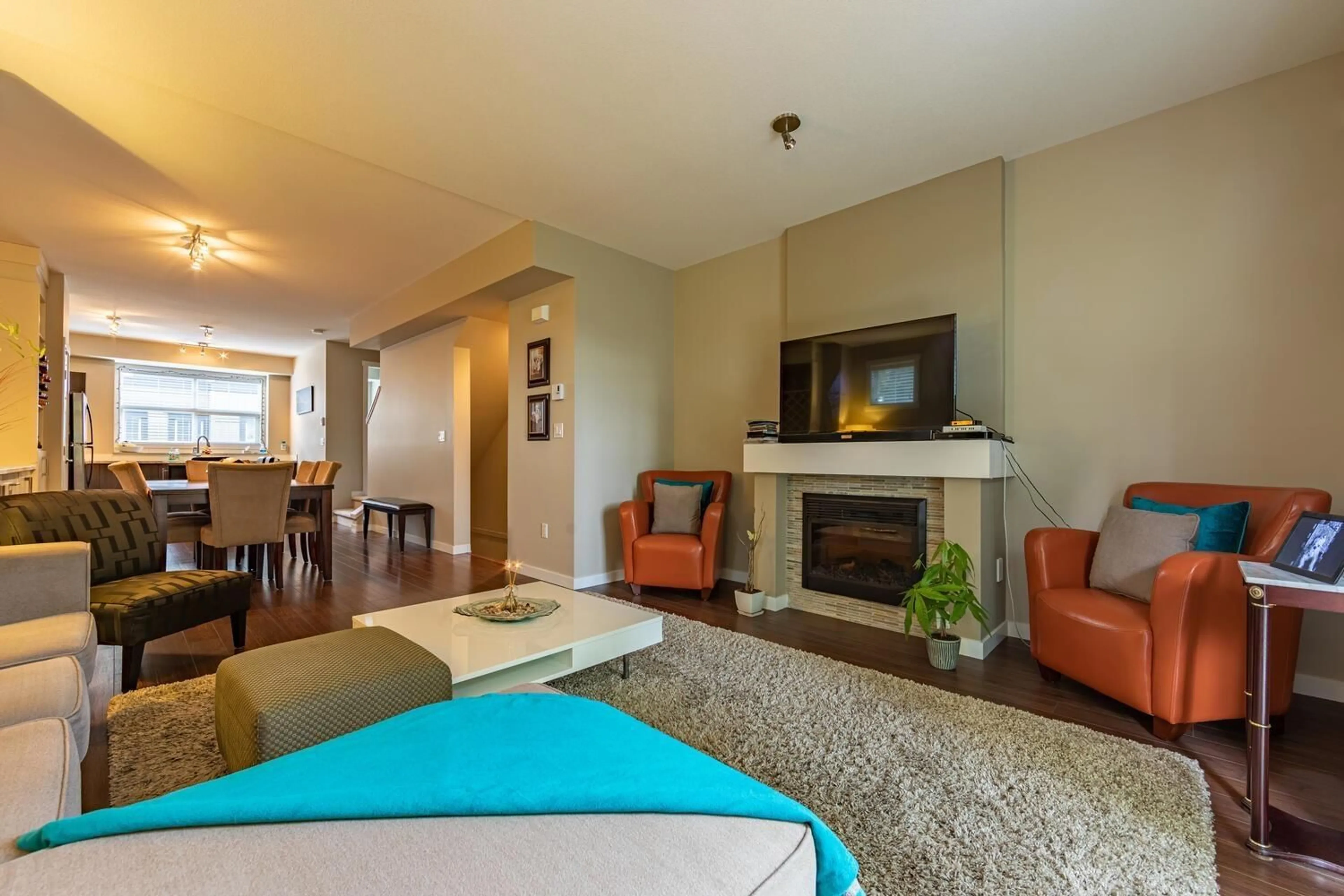 Living room with furniture, unknown for 26 - 6123 138, Surrey British Columbia V3X1E8