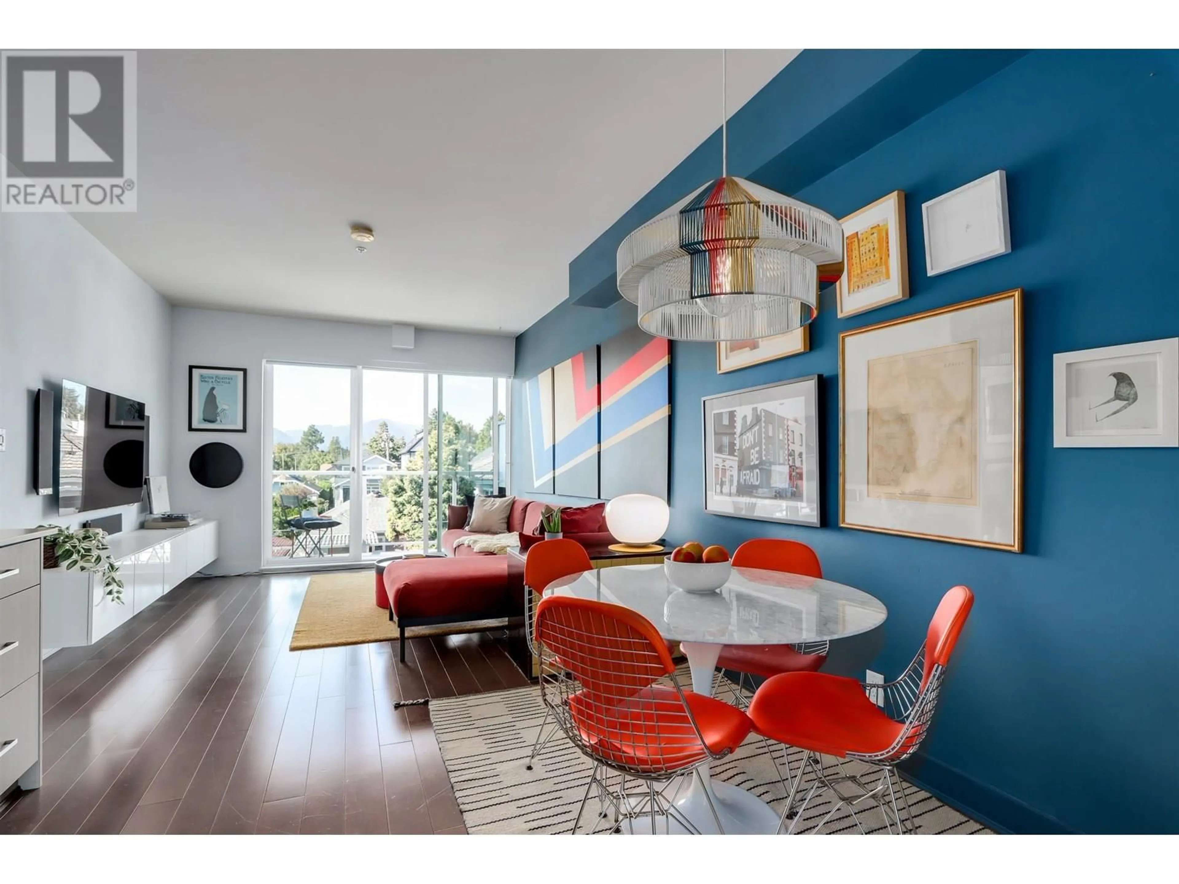 Living room with furniture, unknown for PH6 - 388 KOOTENAY STREET, Vancouver British Columbia V5K0C5