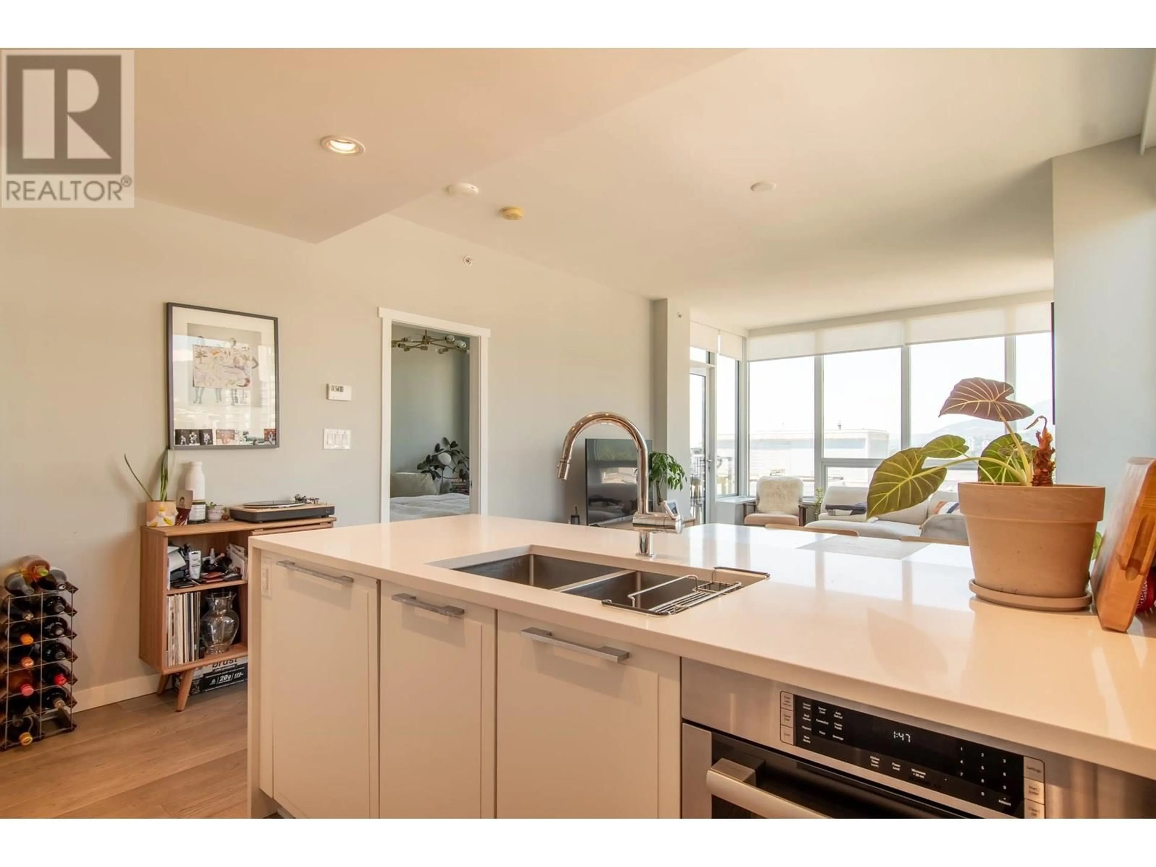 Open concept kitchen, unknown for 1106 - 118 CARRIE CATES COURT, North Vancouver British Columbia V7L0B2