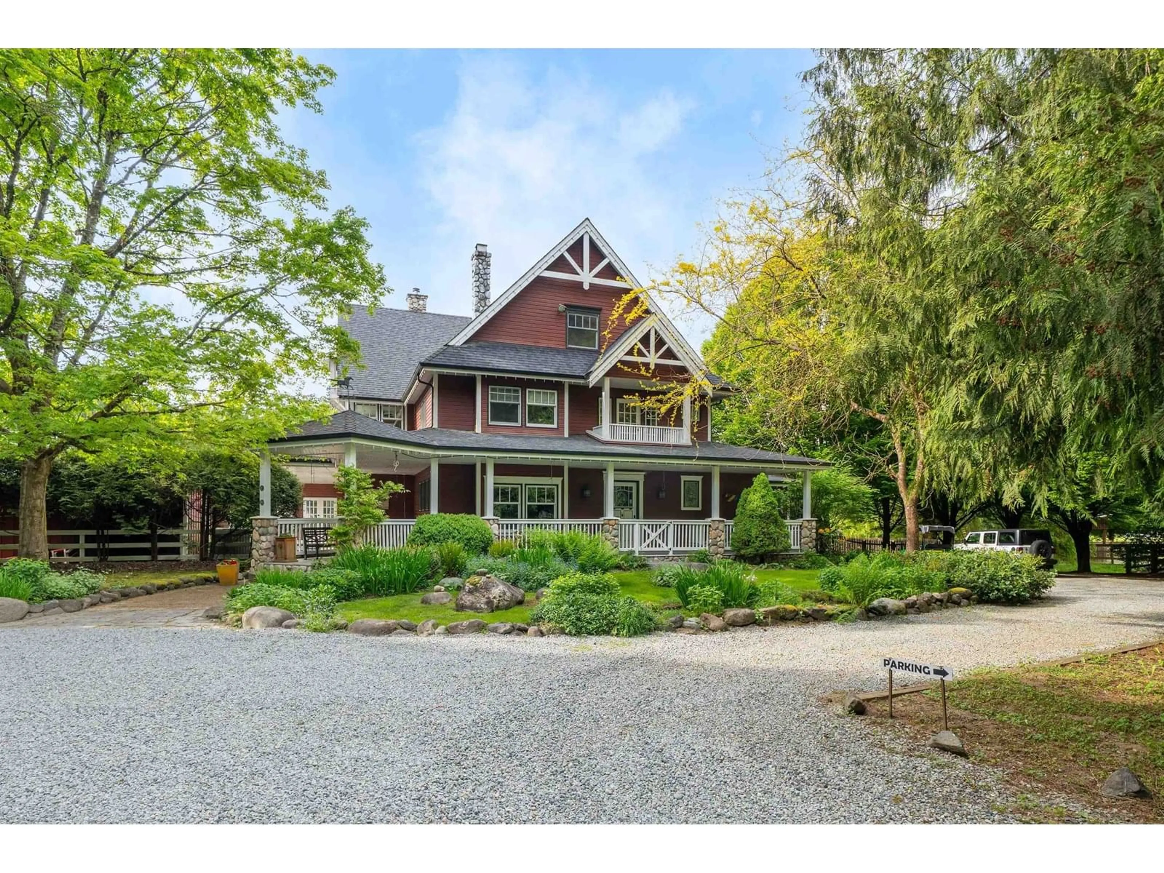 A pic from outside/outdoor area/front of a property/back of a property/a pic from drone, street for 25769 82, Langley British Columbia V1M2M8