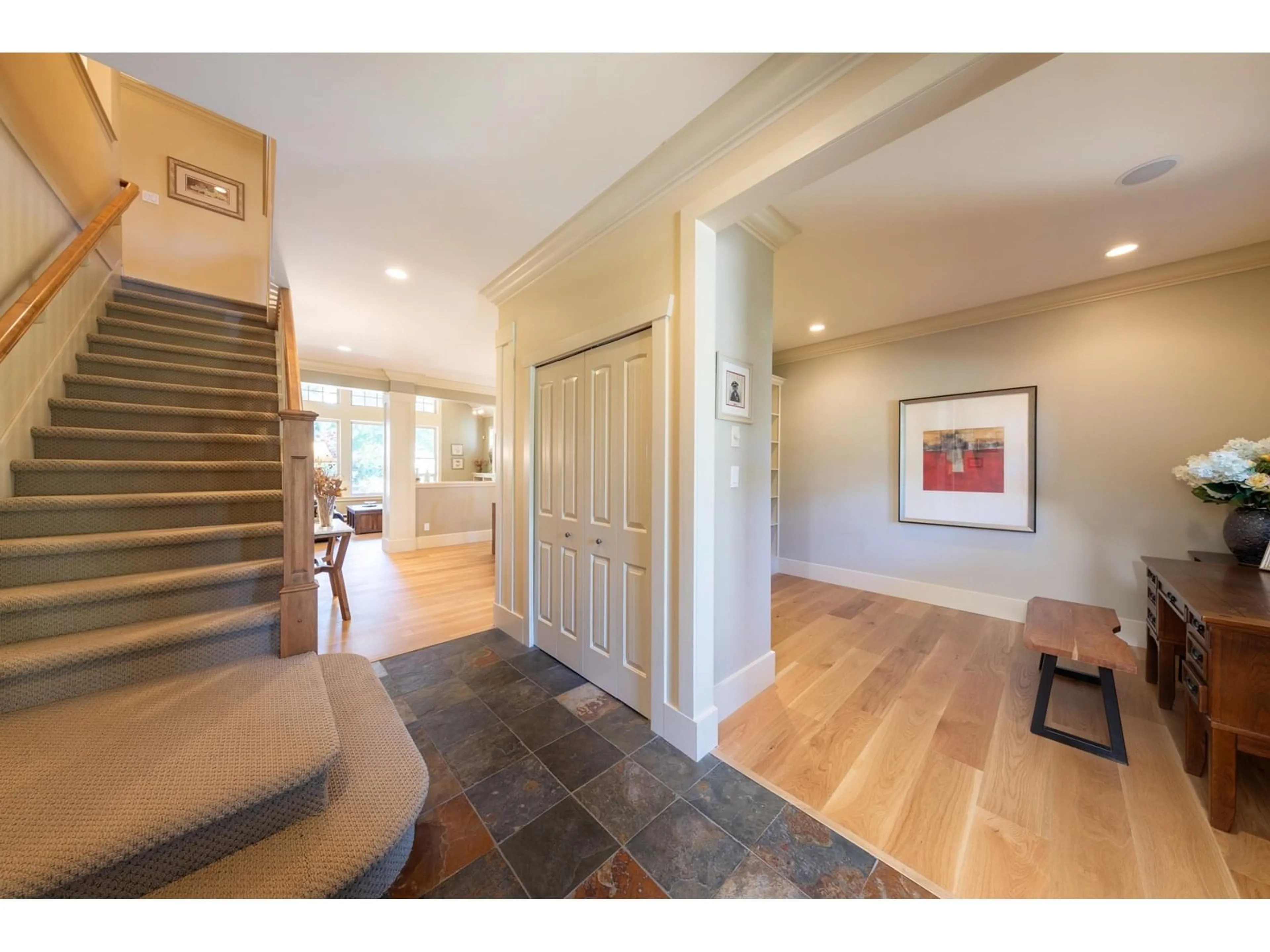 Indoor entryway for 3788 156, Surrey British Columbia V3Z0H6