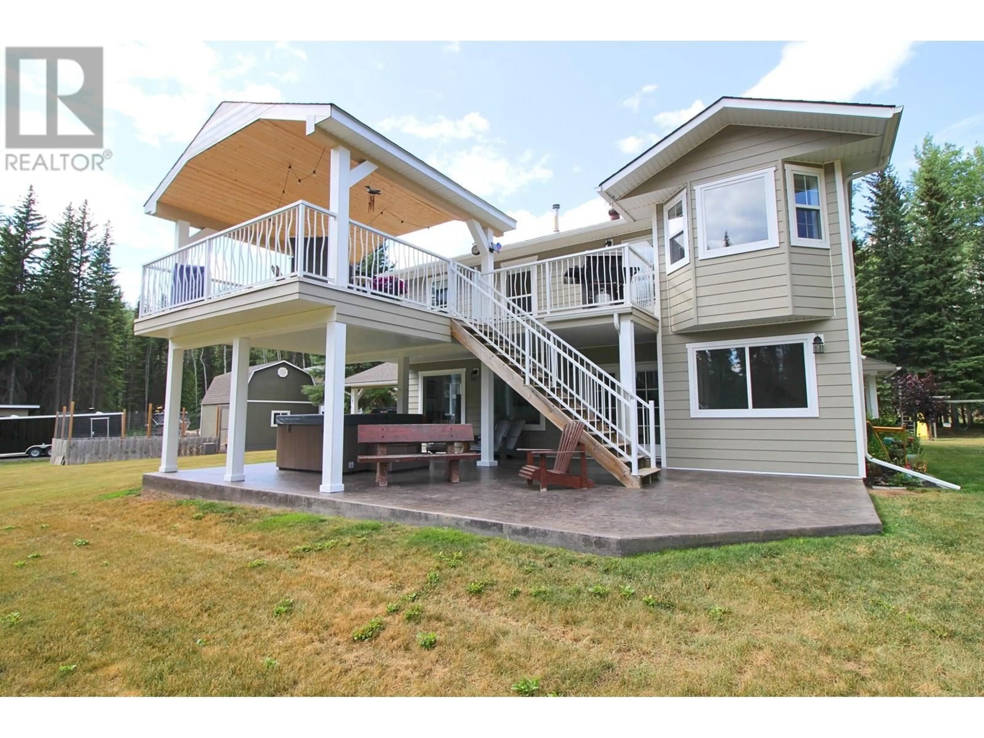 Home with vinyl exterior material, water/lake/river/ocean view for 4646 GUN RANGE ROAD, Houston British Columbia V0J1Z2