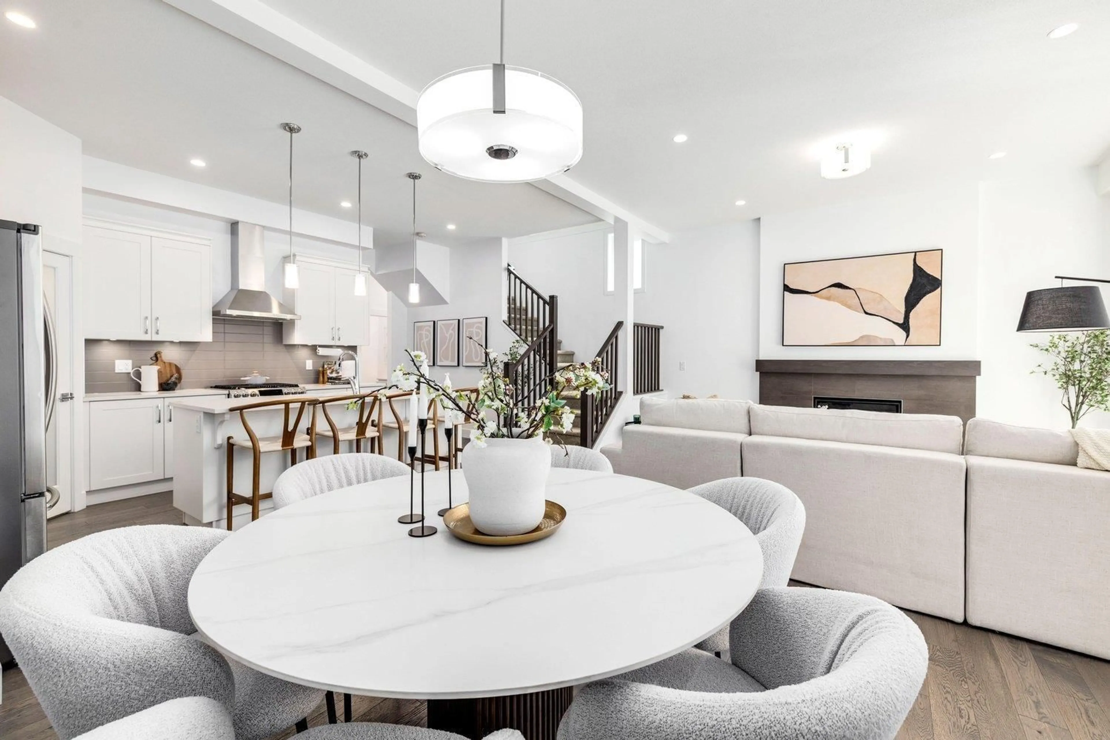 Open concept kitchen, unknown for 16506 25A, Surrey British Columbia V3Z0S2