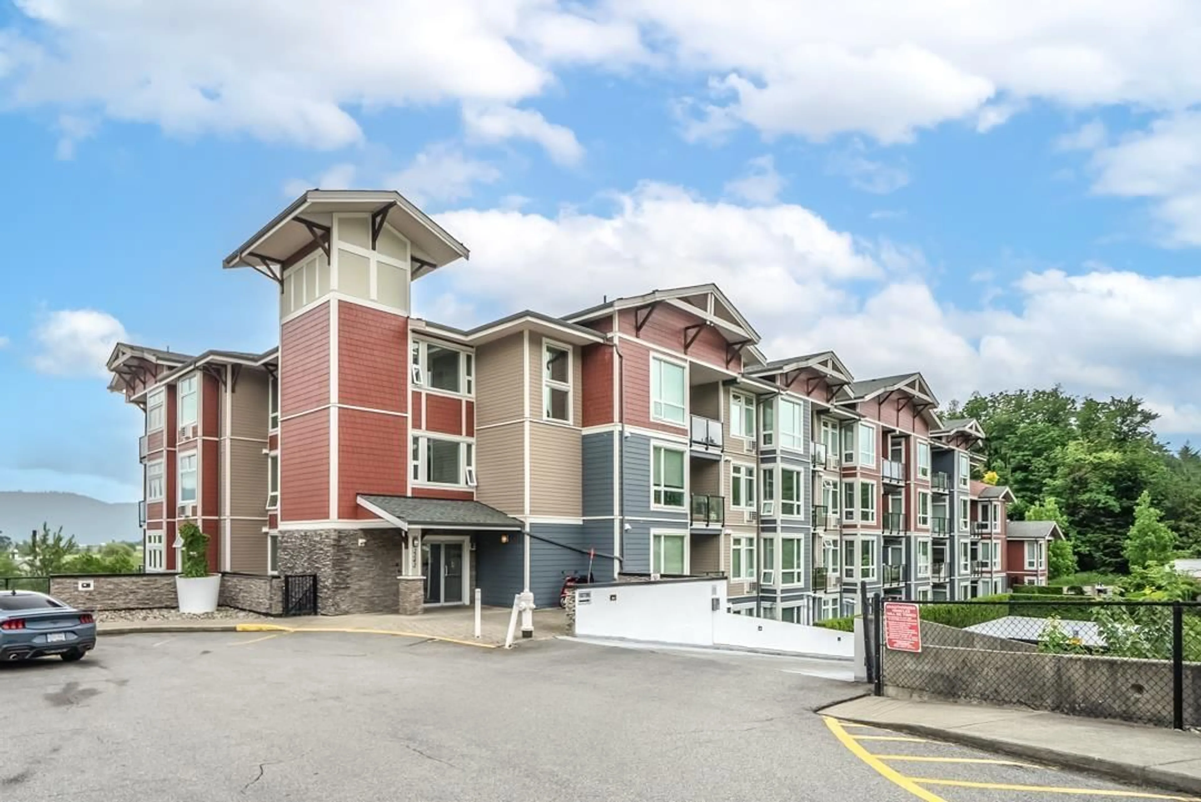 Unknown for 206 - 2242 WHATCOM, Abbotsford British Columbia V3G0G2