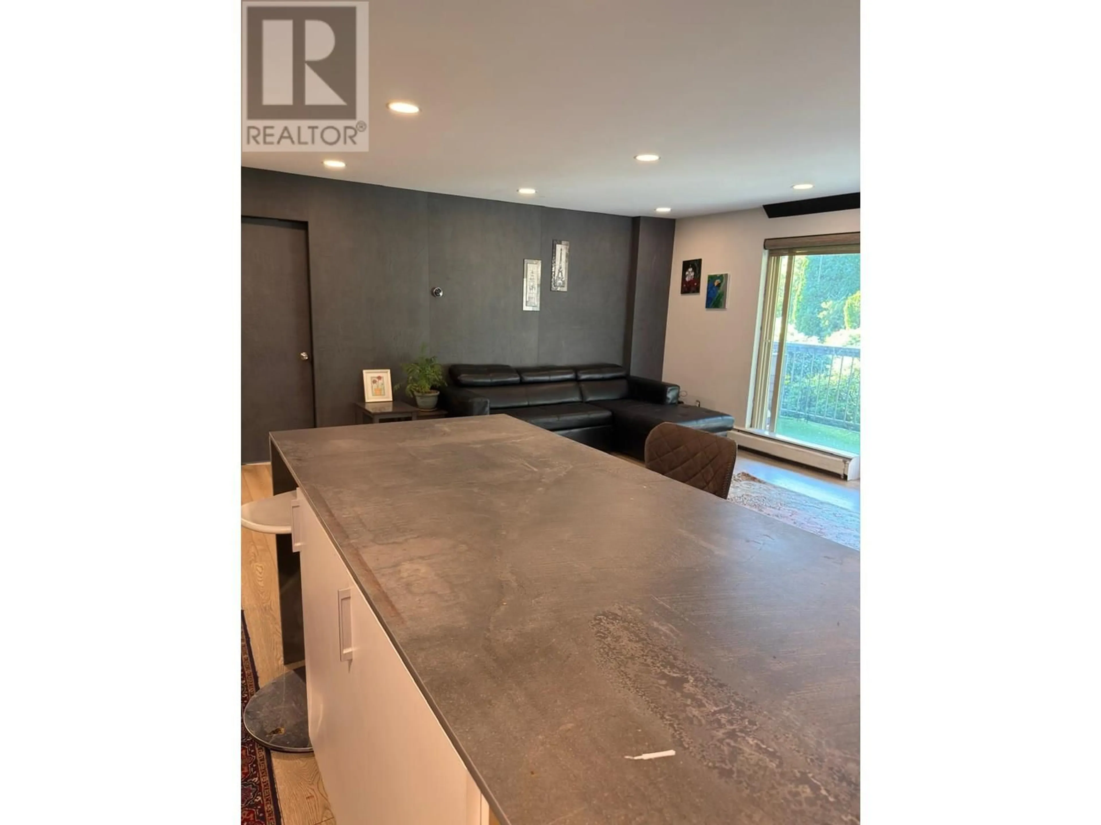 Open concept kitchen, unknown for 1239 - 235 KEITH ROAD, West Vancouver British Columbia V7T1L5