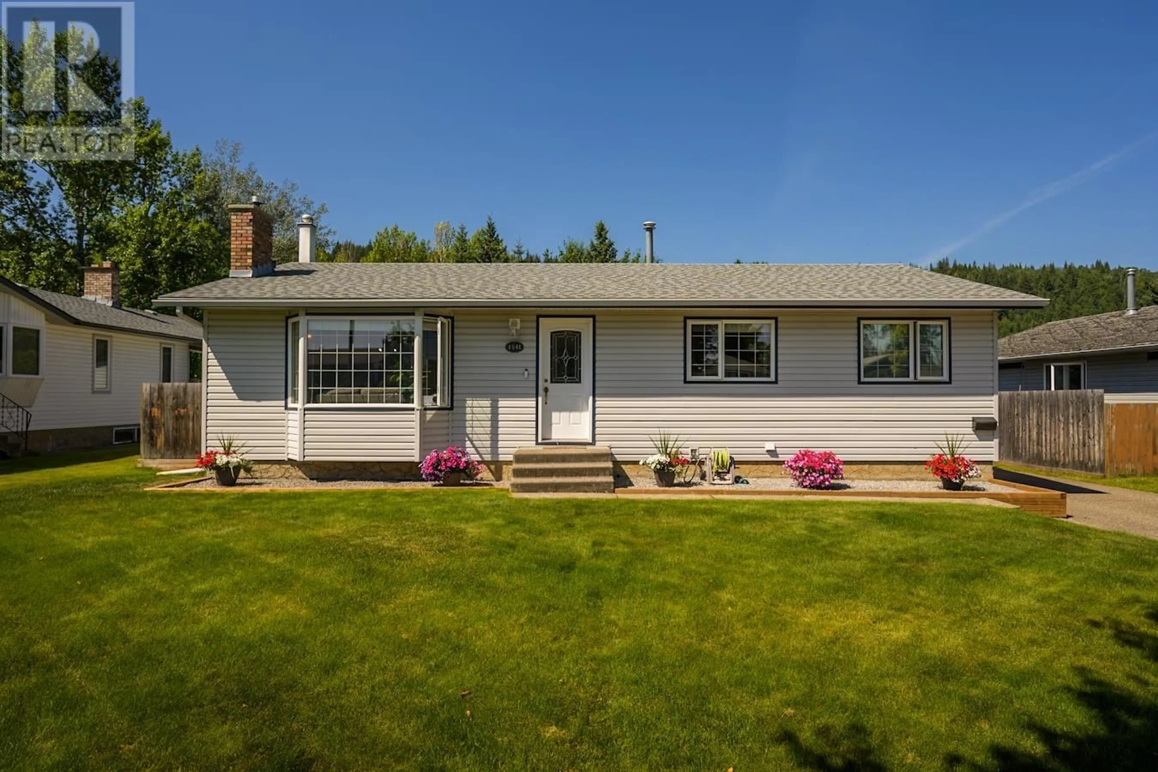 Home with vinyl exterior material, street for 4541 VALLEY CRESCENT, Prince George British Columbia V2M5L8