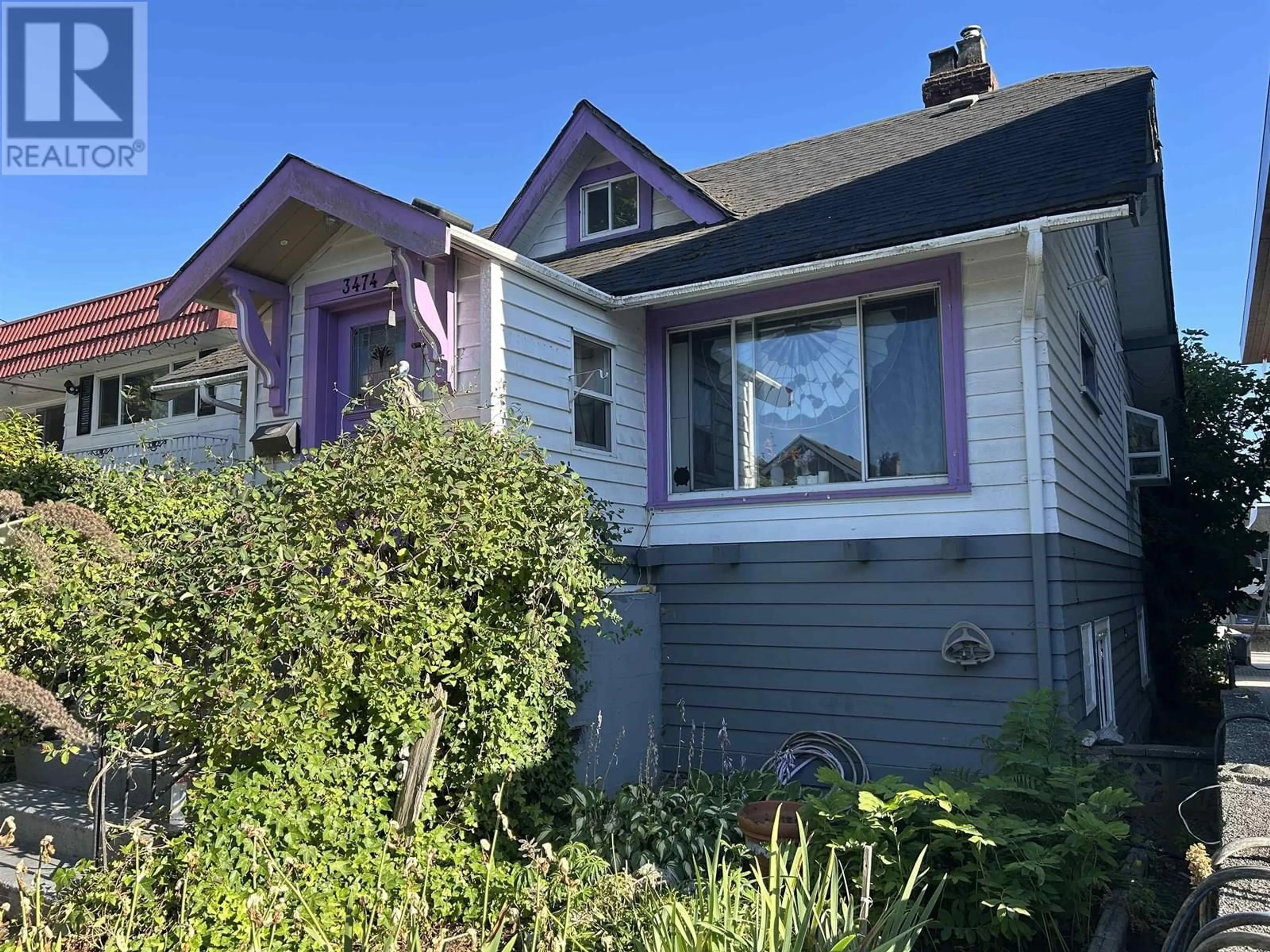 A pic from outside/outdoor area/front of a property/back of a property/a pic from drone, street for 3474 FRANKLIN STREET, Vancouver British Columbia V5K1Y3