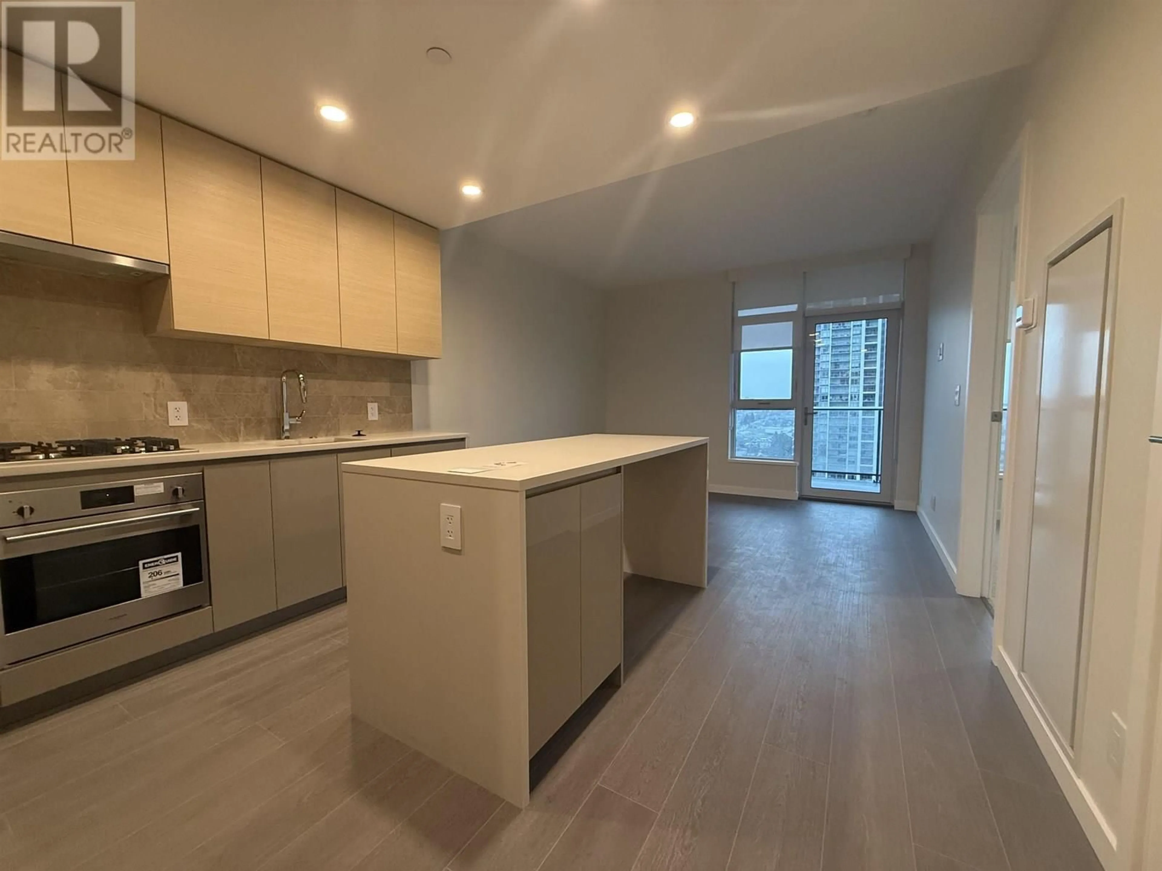 Open concept kitchen, unknown for 2807 - 2108 GILMORE AVENUE, Burnaby British Columbia V5C0N8