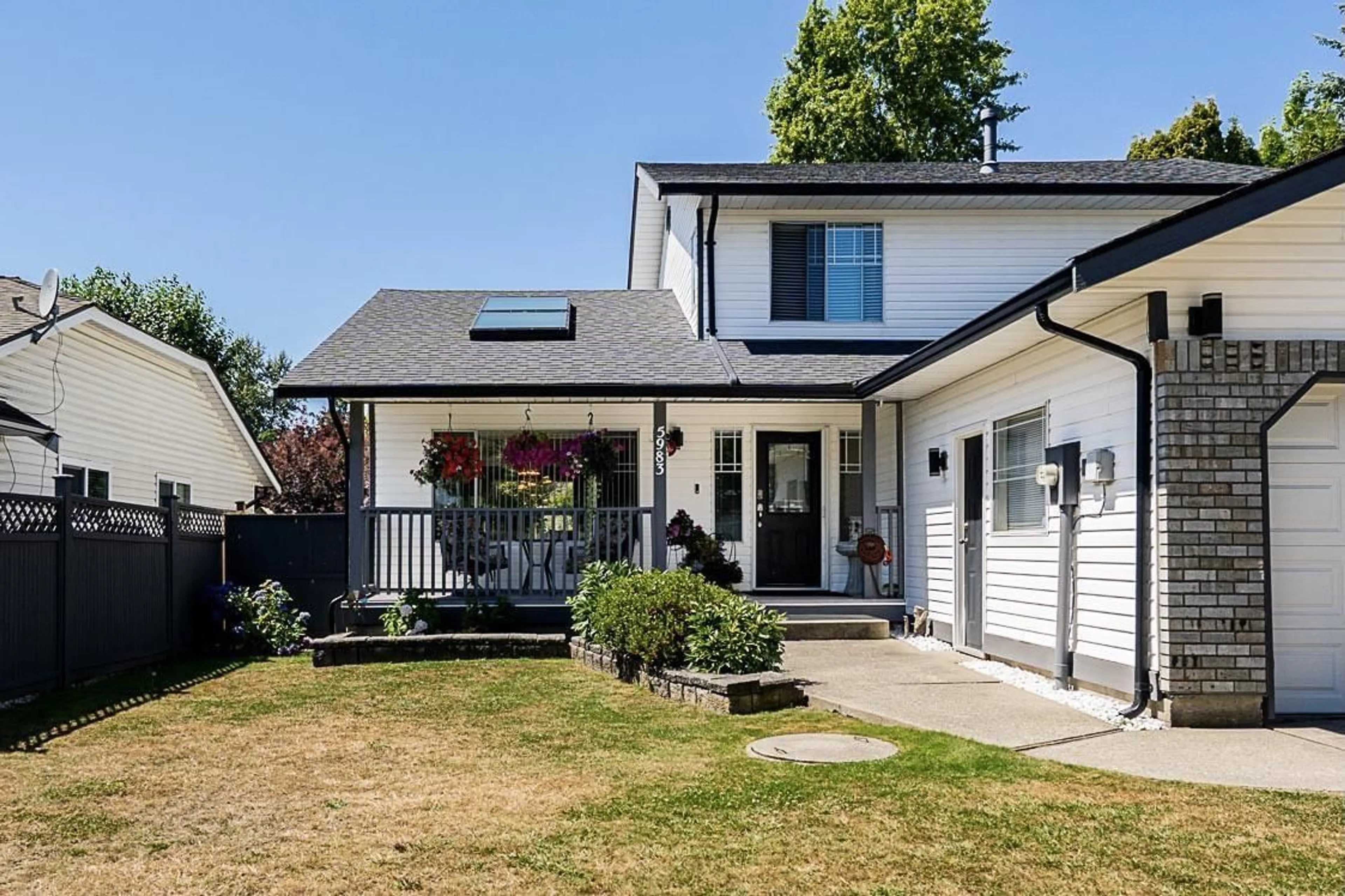 Home with vinyl exterior material, street for 5983 188, Surrey British Columbia V3S7M1