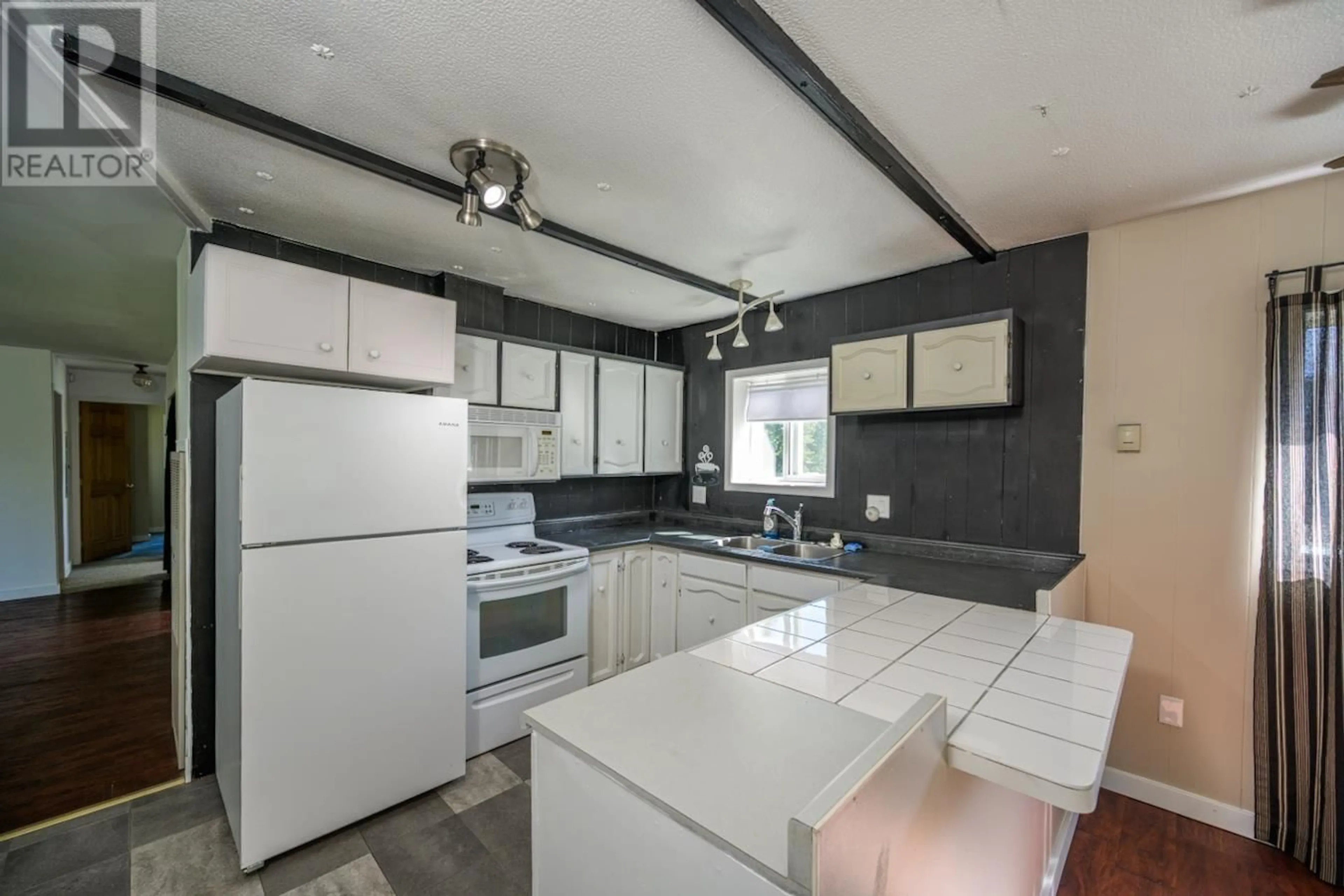 Standard kitchen, unknown for 5146 GREENWOOD STREET, Prince George British Columbia V2K2W5