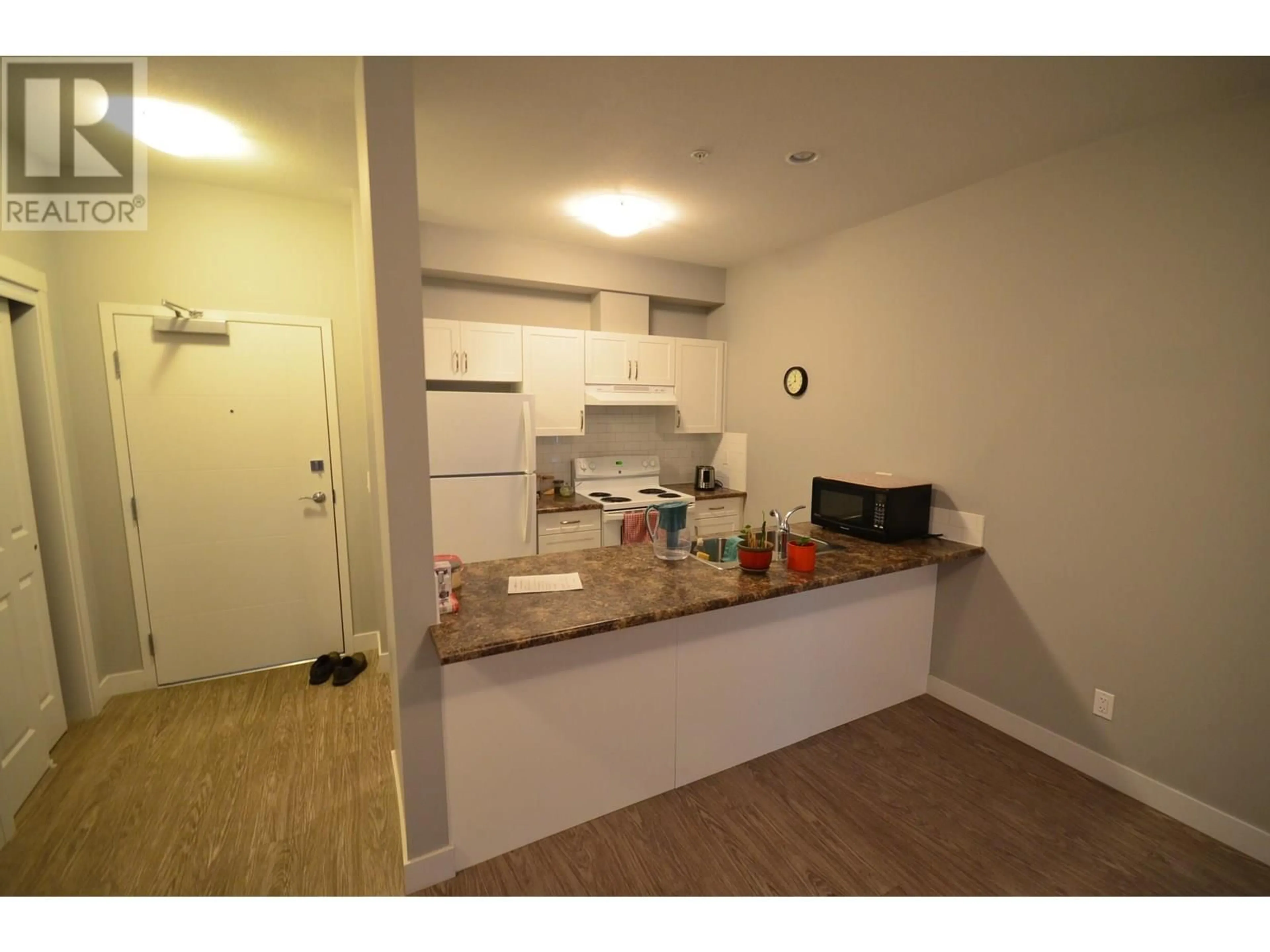 Standard kitchen, unknown for 405 - 10307 112 STREET, Fort St. John British Columbia V1J0N6