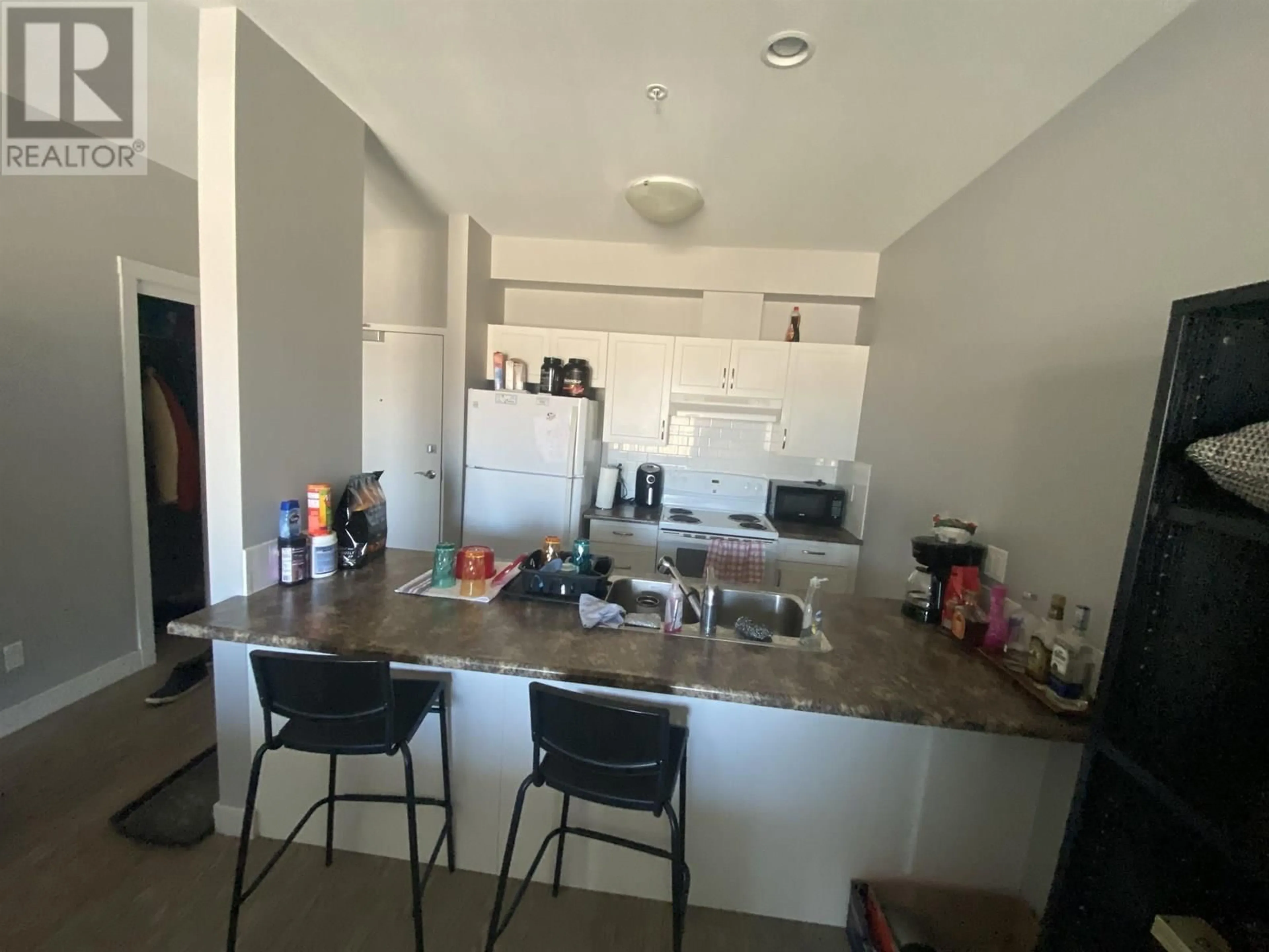 Standard kitchen, unknown for 405 - 10307 112 STREET, Fort St. John British Columbia V1J0N6