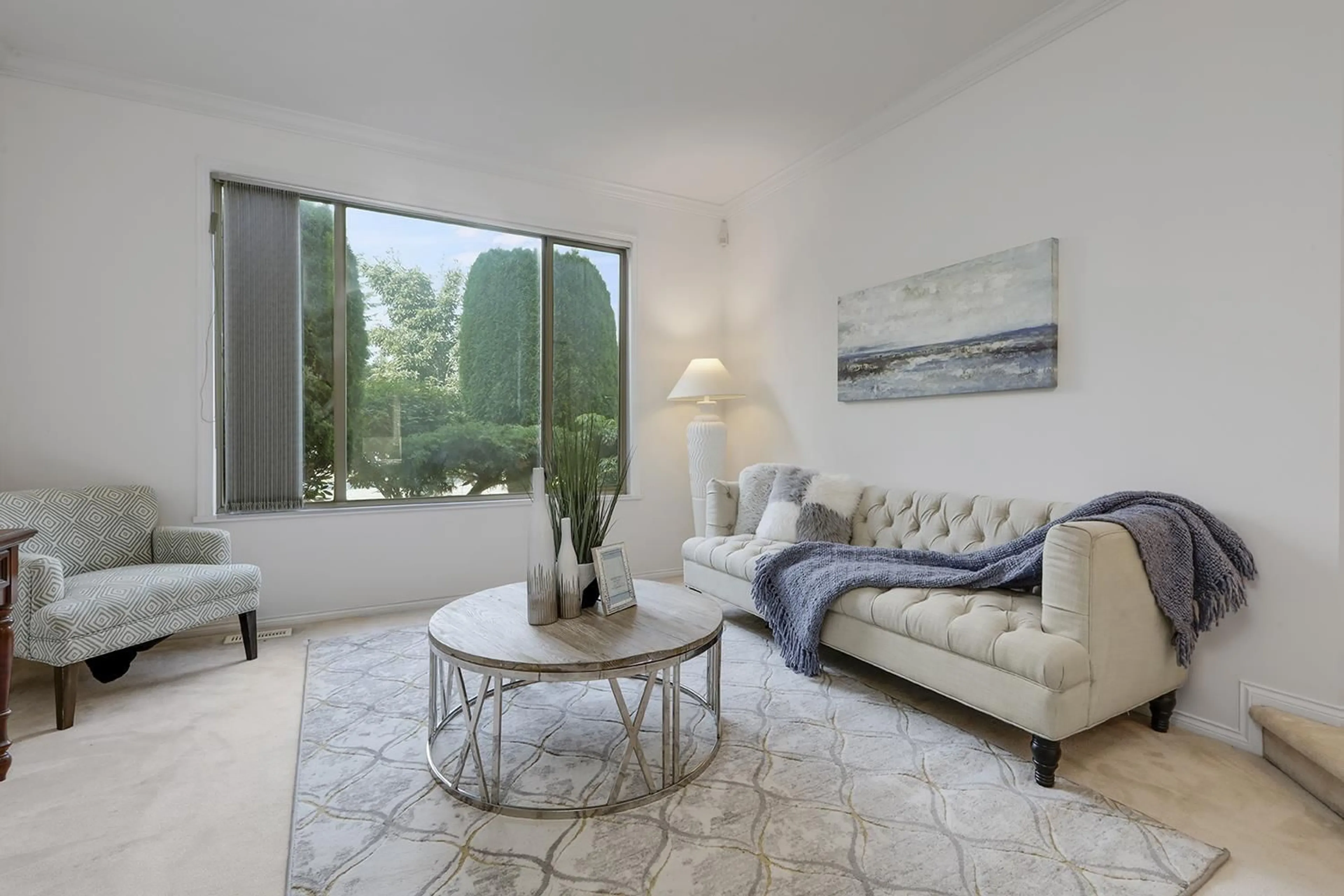 Living room with furniture, unknown for 10121 157A, Surrey British Columbia V4N4S3