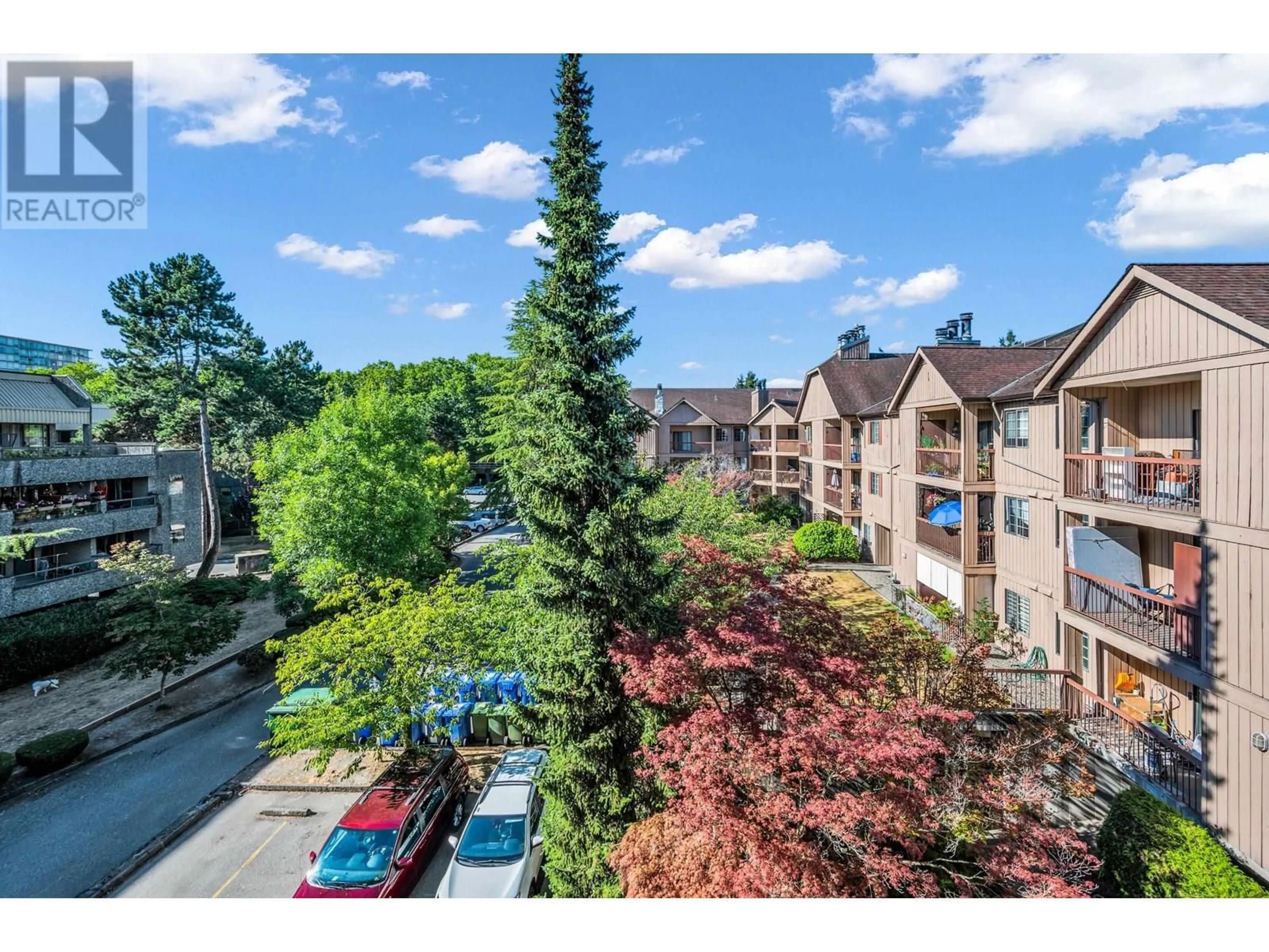 A pic from outside/outdoor area/front of a property/back of a property/a pic from drone, unknown for 322 - 8500 ACKROYD ROAD, Richmond British Columbia V6X3H8