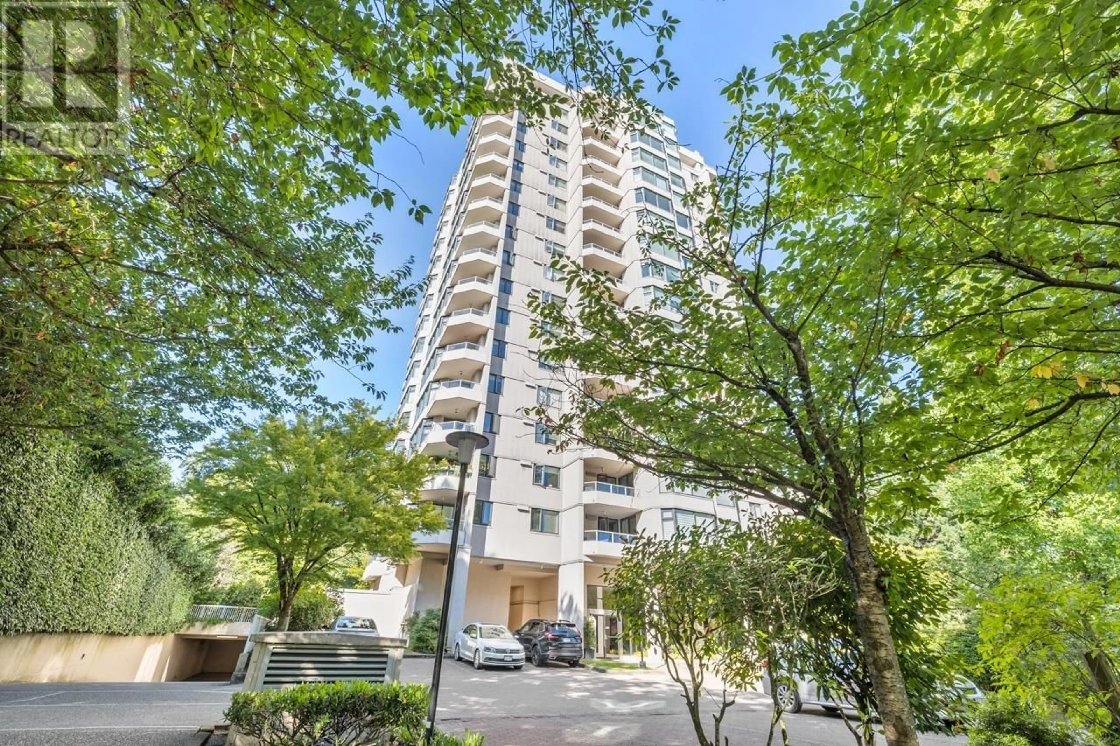 Patio, unknown for 904 - 7321 HALIFAX STREET, Burnaby British Columbia V5A4R5