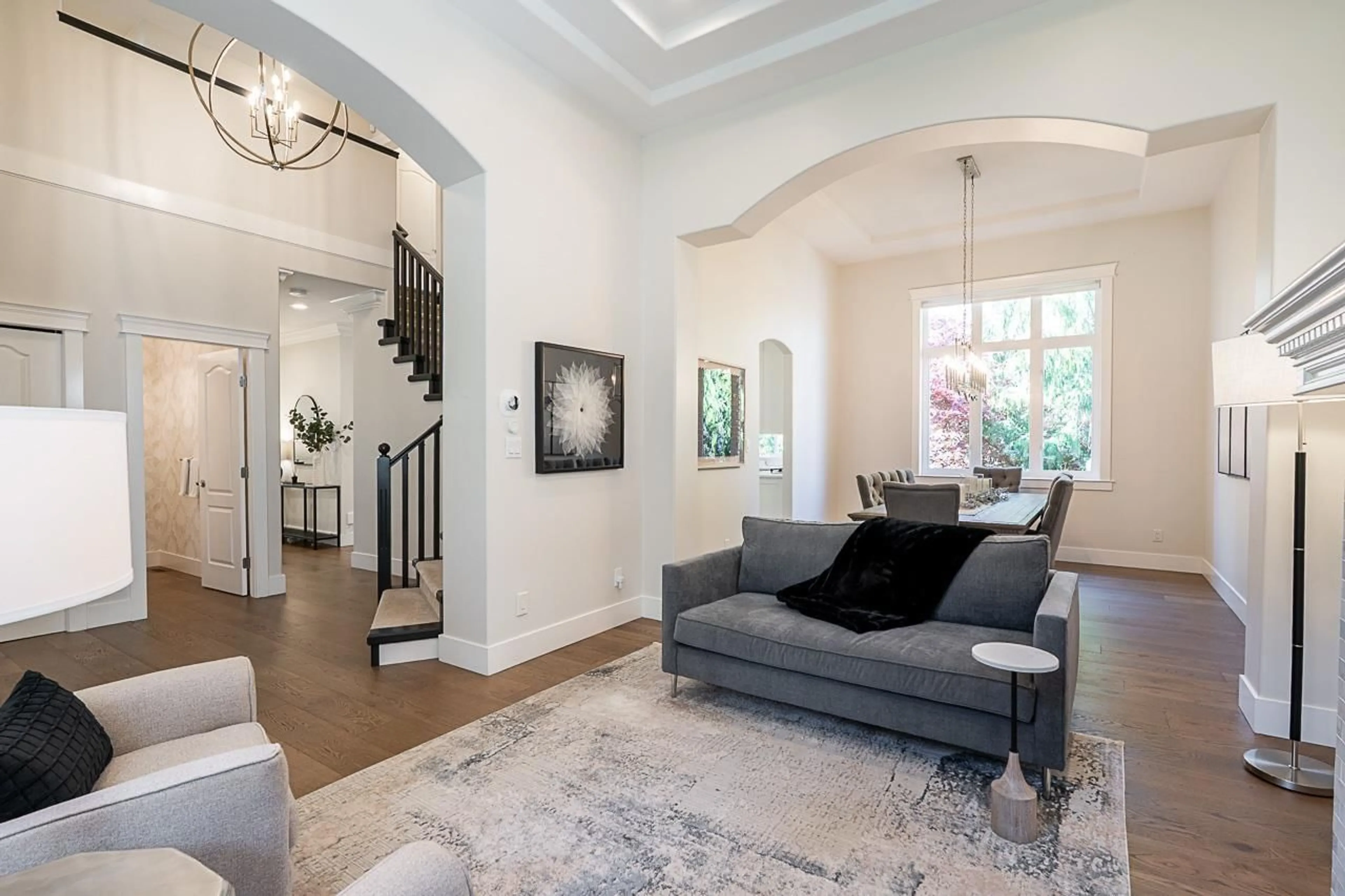 Living room with furniture, unknown for 15585 37, Surrey British Columbia V3Z0H4