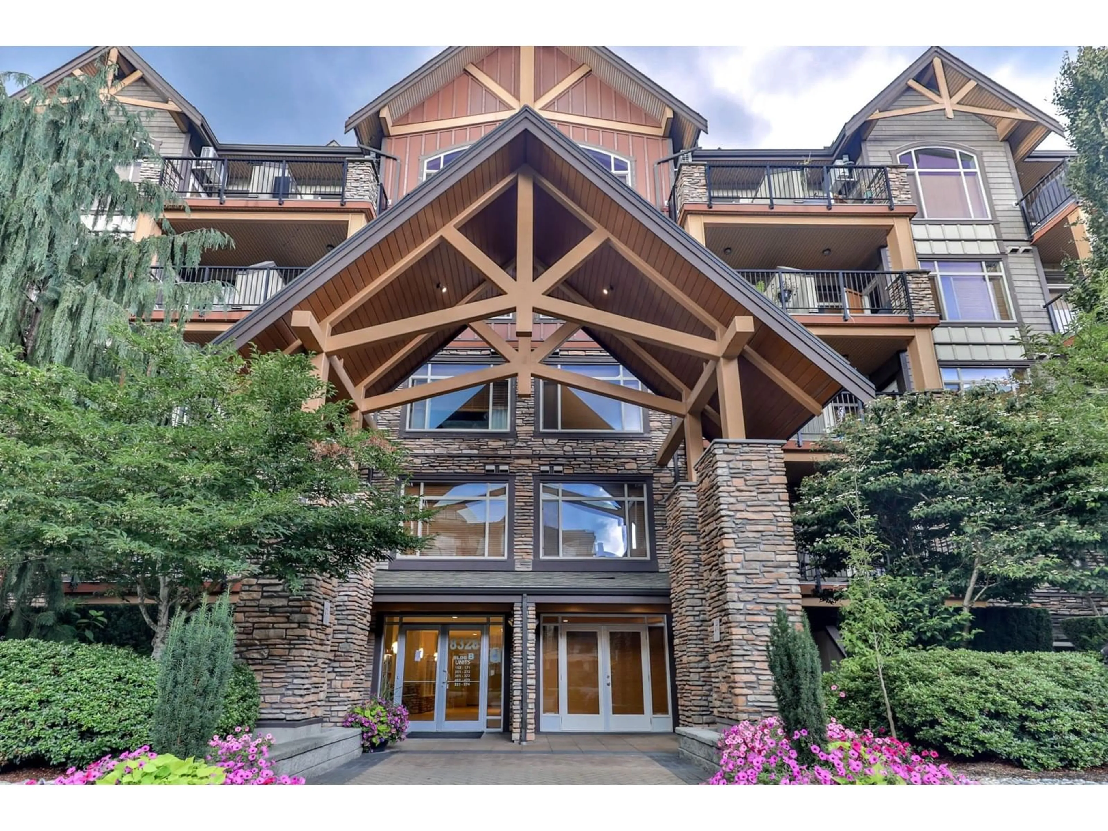 Indoor foyer for 454 - 8328 207A, Langley British Columbia V2Y0K5