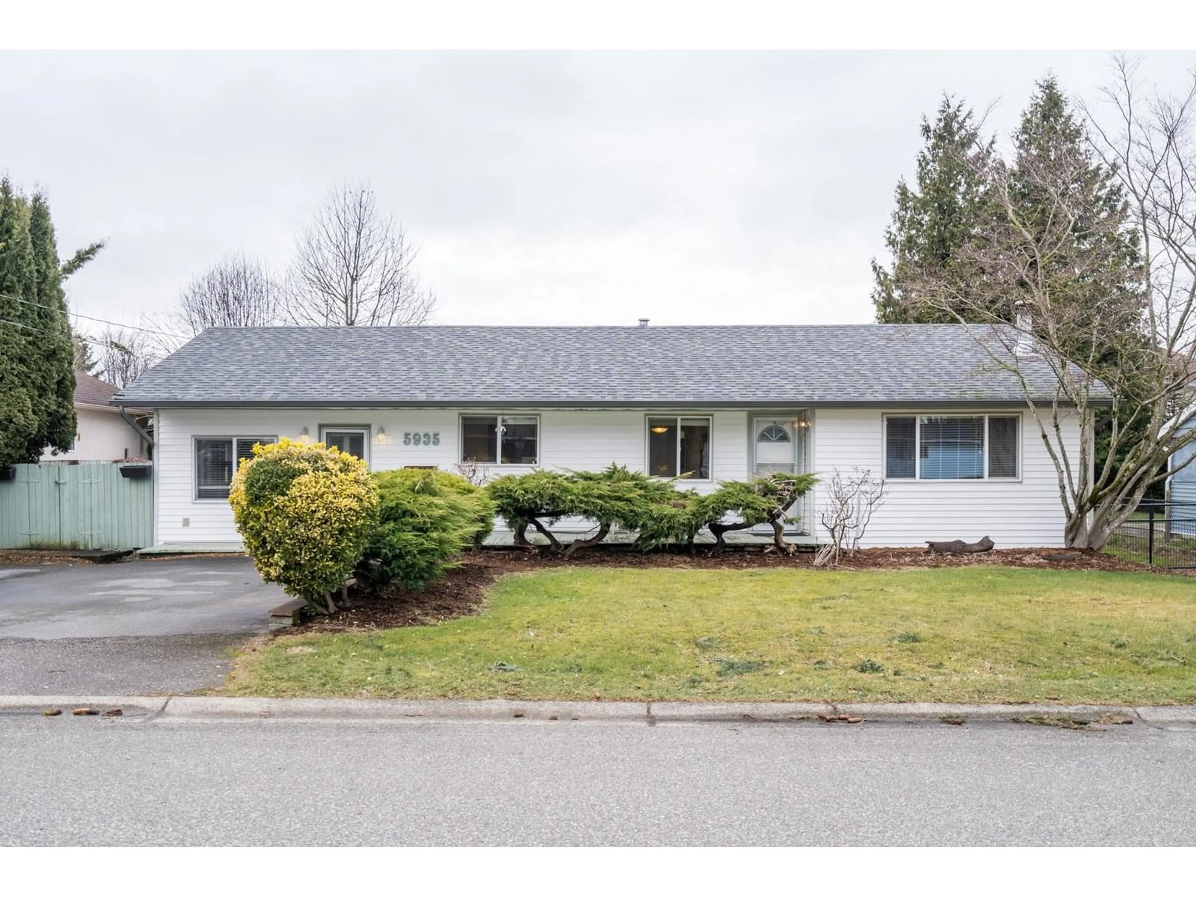 Home with vinyl exterior material, street for 5935 CARTER ROAD, Chilliwack British Columbia V2R3J8