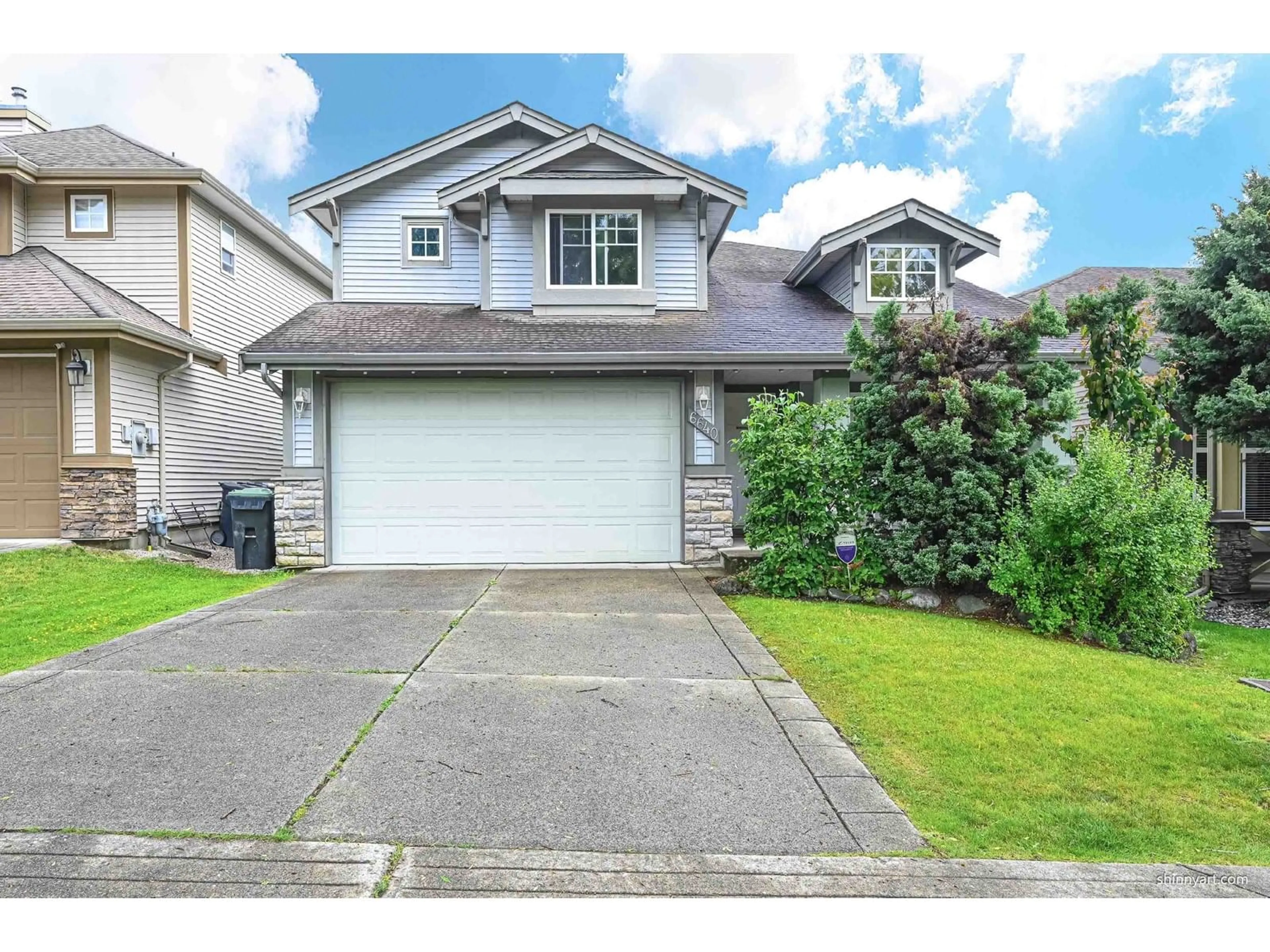Home with vinyl exterior material, street for 6640 206, Langley British Columbia V2Y2Y5