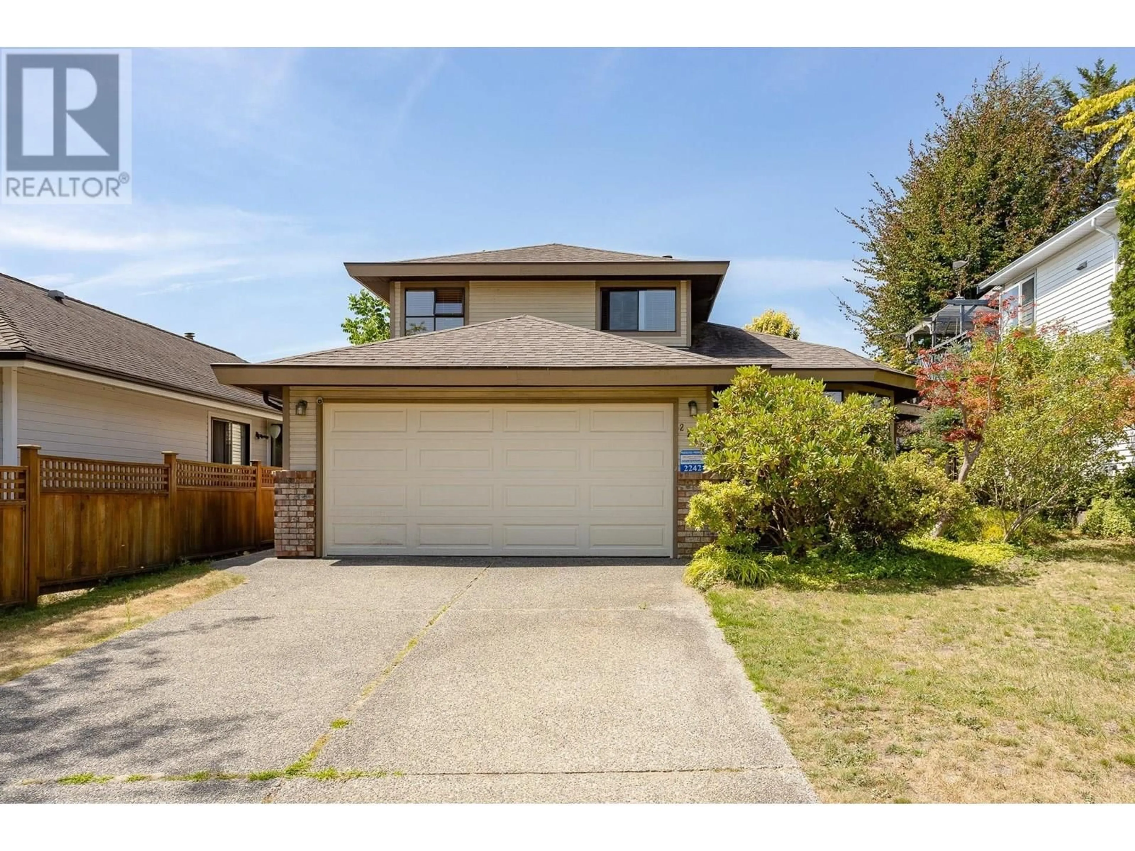 A pic from outside/outdoor area/front of a property/back of a property/a pic from drone, street for 2242 RAMPART PLACE, Port Coquitlam British Columbia V3C5C5