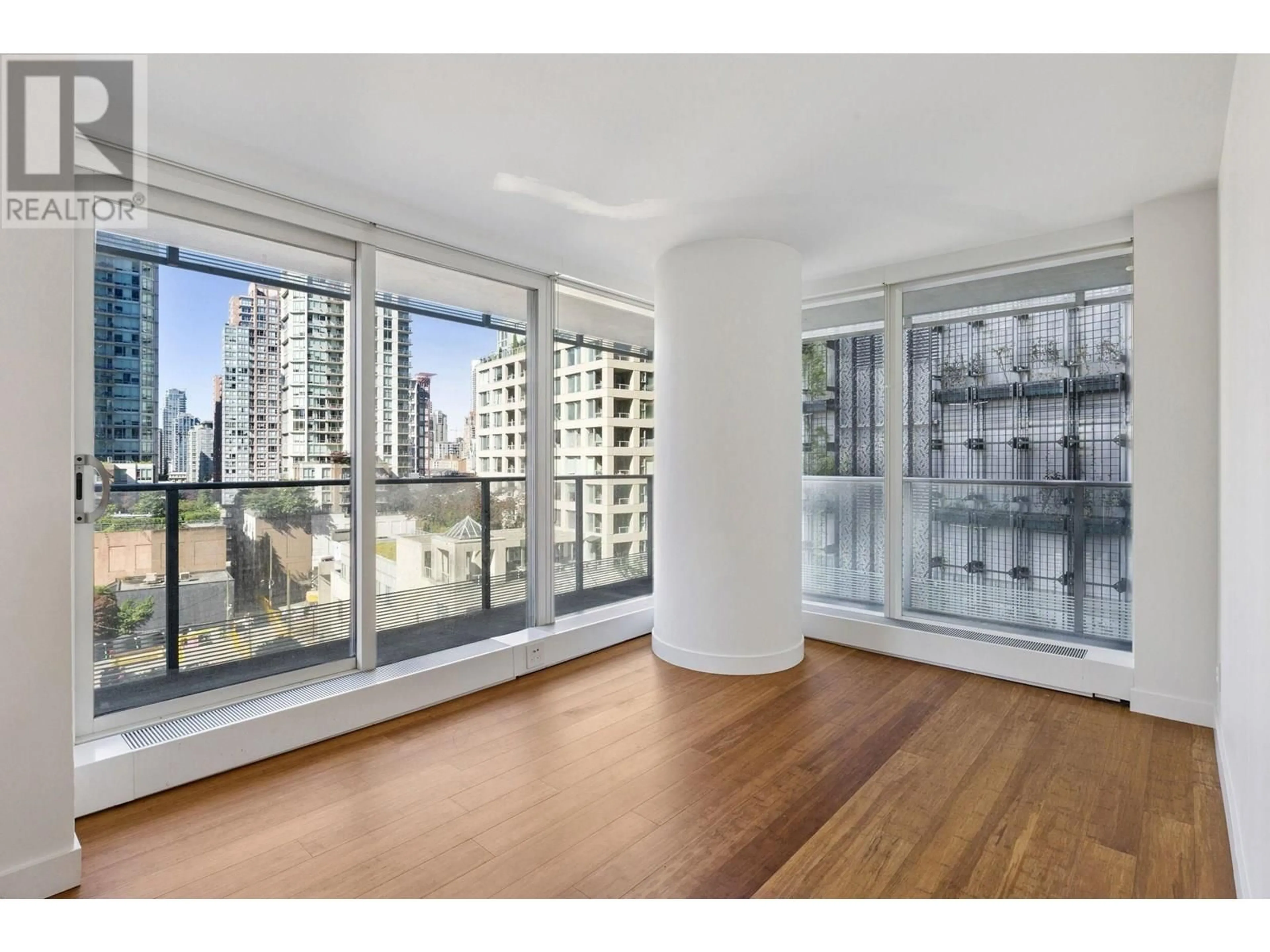 A pic of a room for 801 - 777 RICHARDS STREET, Vancouver British Columbia V6B0M6