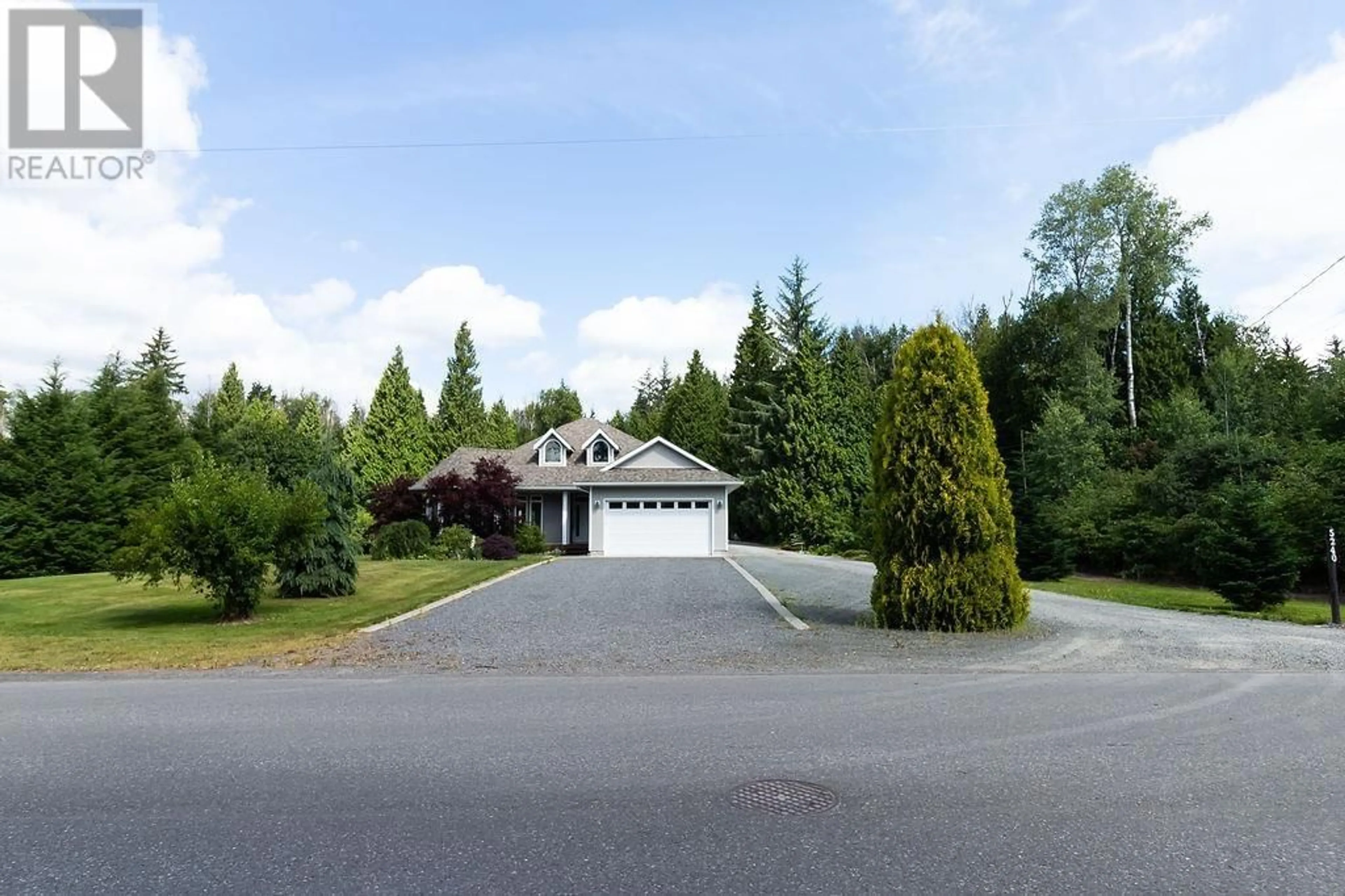 A pic from outside/outdoor area/front of a property/back of a property/a pic from drone, street for 5240 HAUGLAND AVENUE, Terrace British Columbia V8G1H6