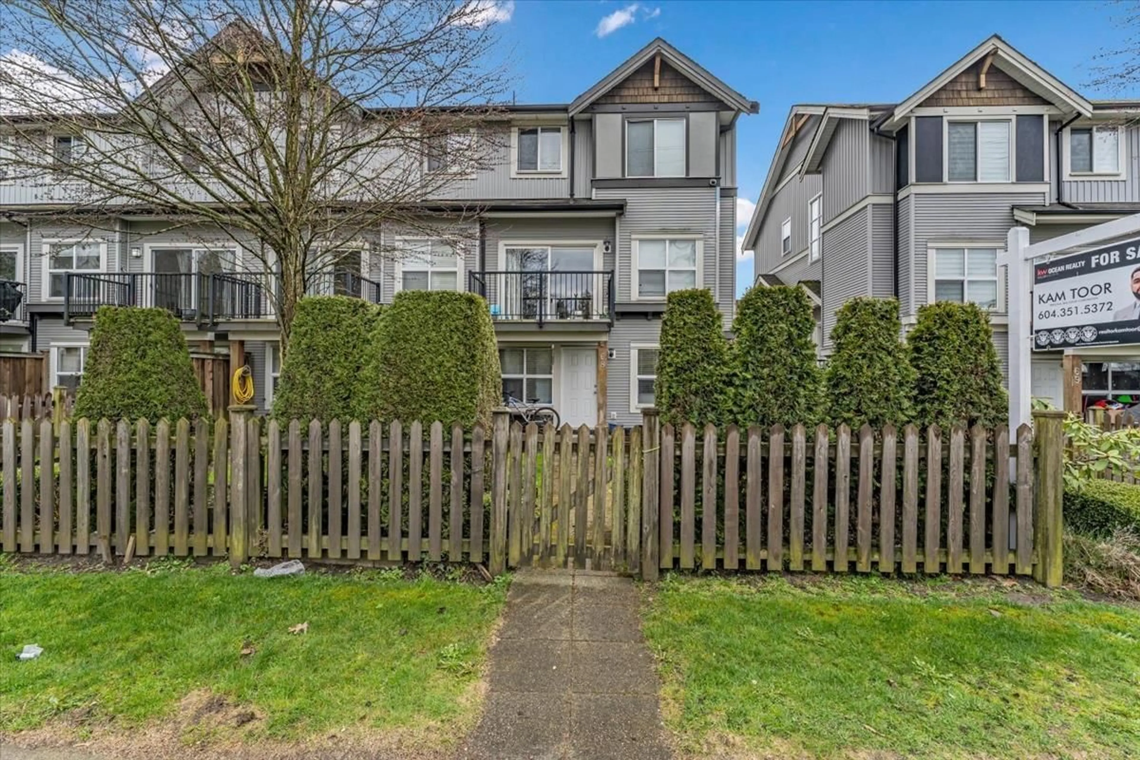 A pic from outside/outdoor area/front of a property/back of a property/a pic from drone, street for 68 - 12677 63, Surrey British Columbia V3X3T3